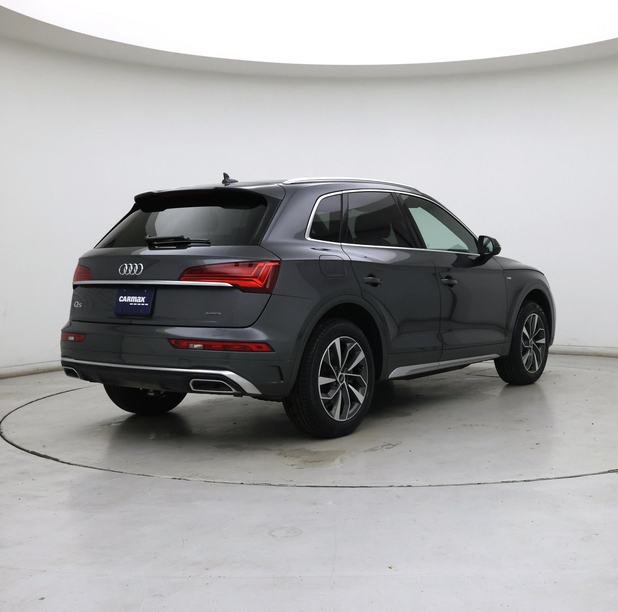 Thumbnail: 2023 Audi Q5 - 8