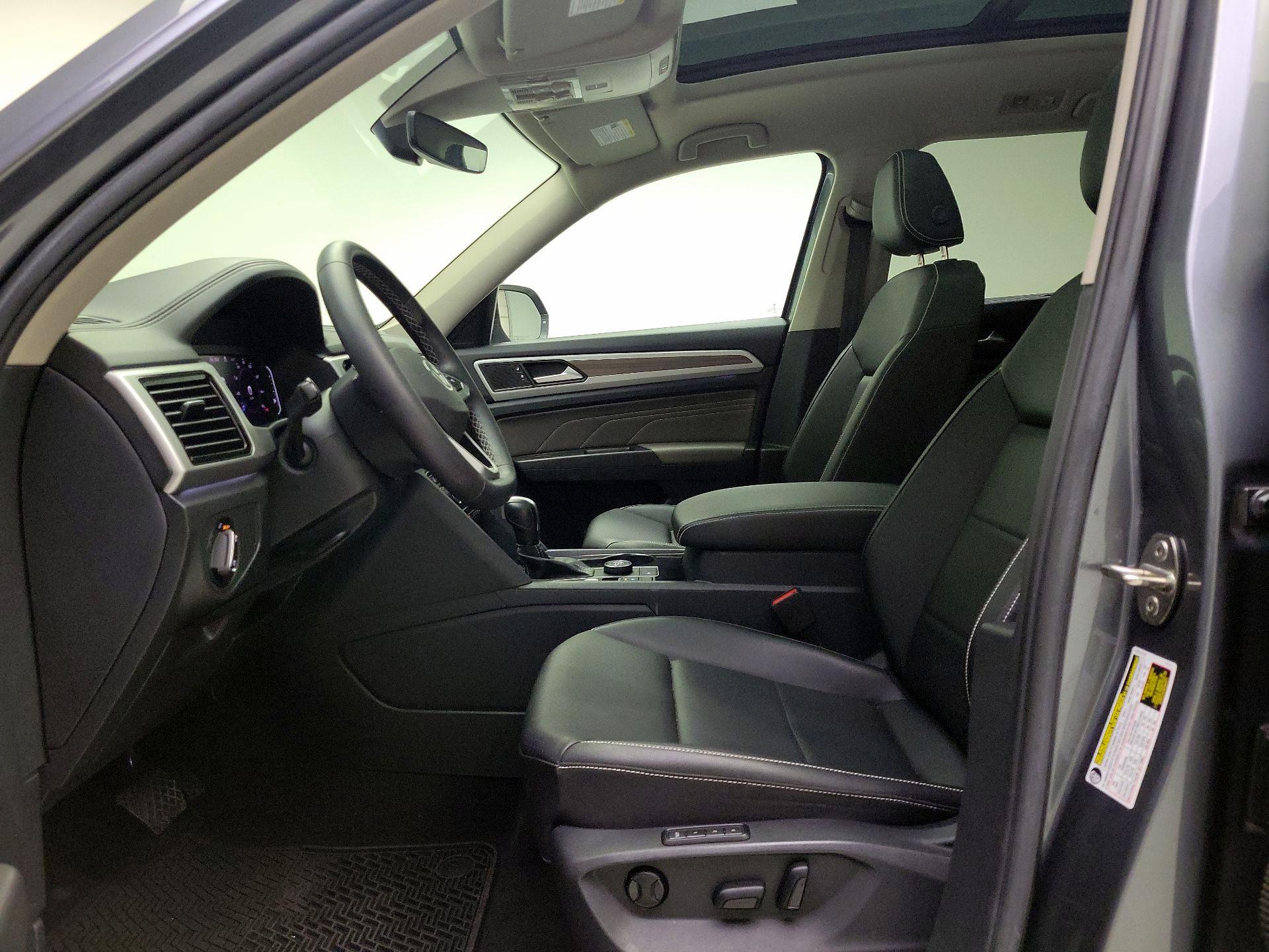 Thumbnail: 2023 Volkswagen Atlas - 9