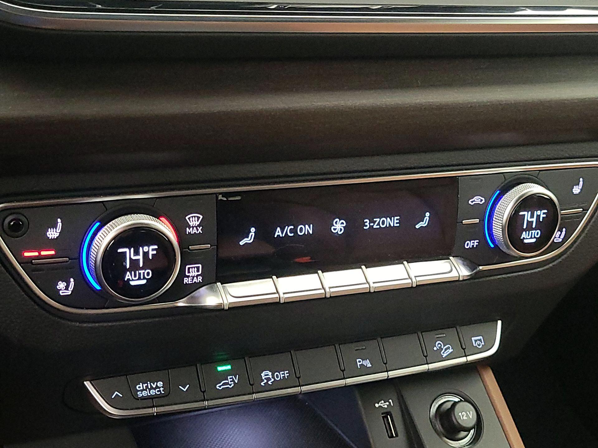 Thumbnail: 2023 Audi Q5 - 16