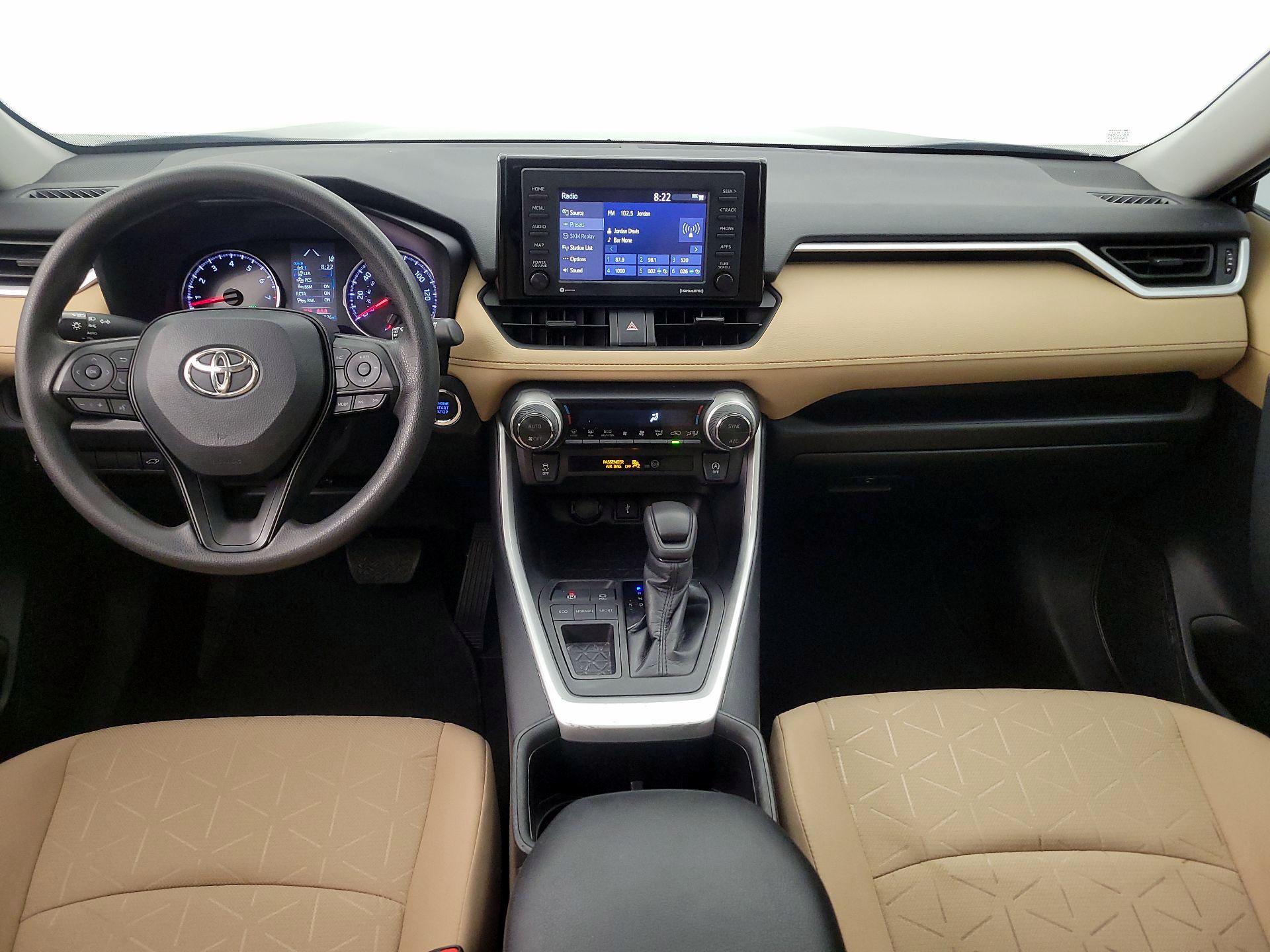 Thumbnail: 2022 Toyota RAV4 - 9