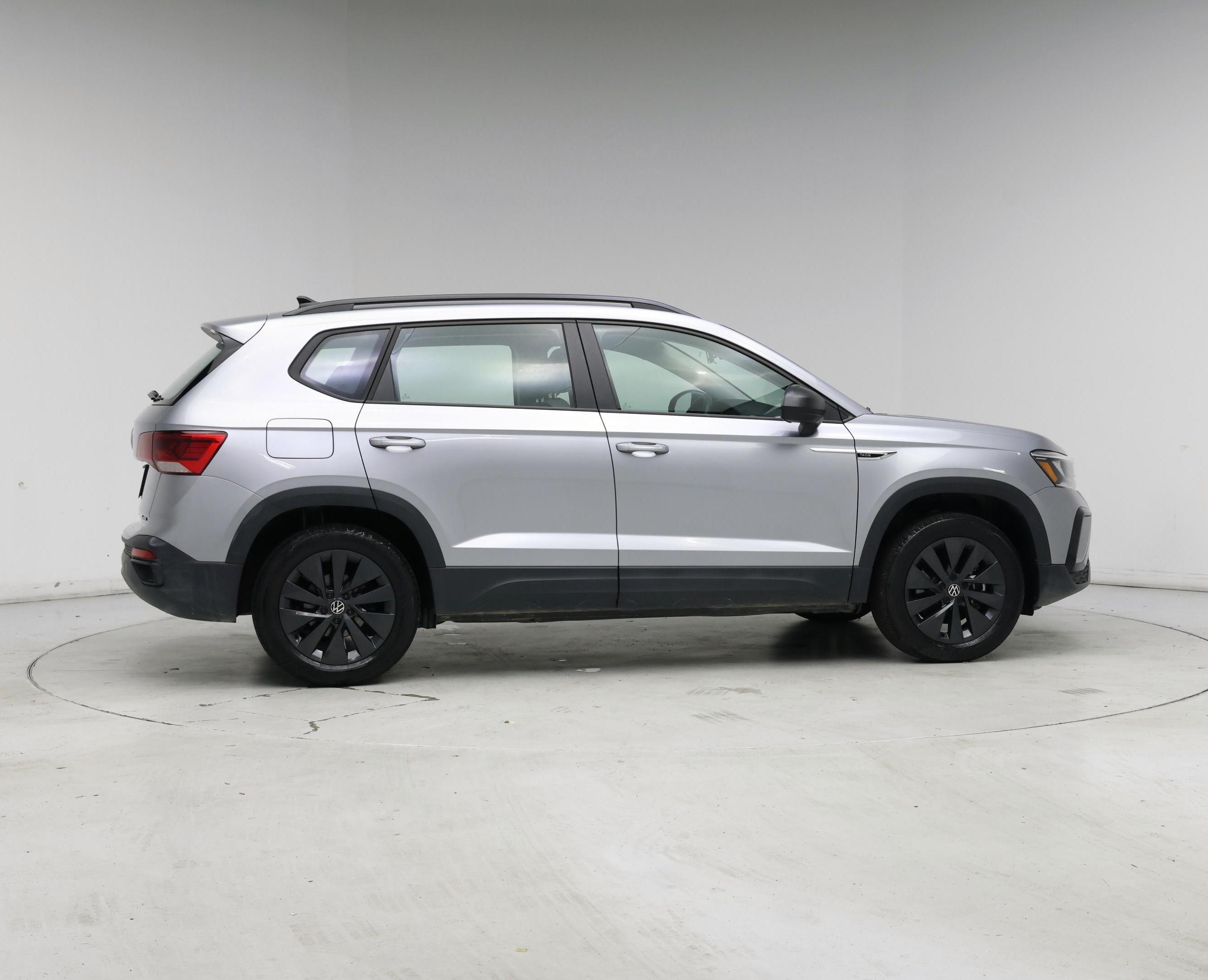 Thumbnail: 2022 Volkswagen Taos - 7