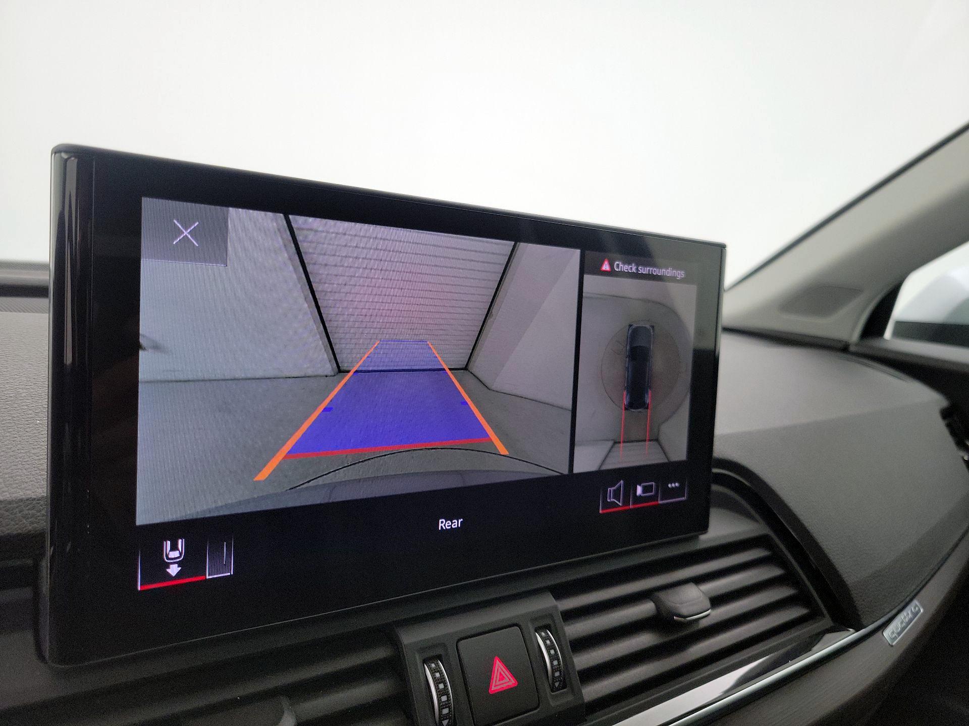 Thumbnail: 2023 Audi Q5 - 15