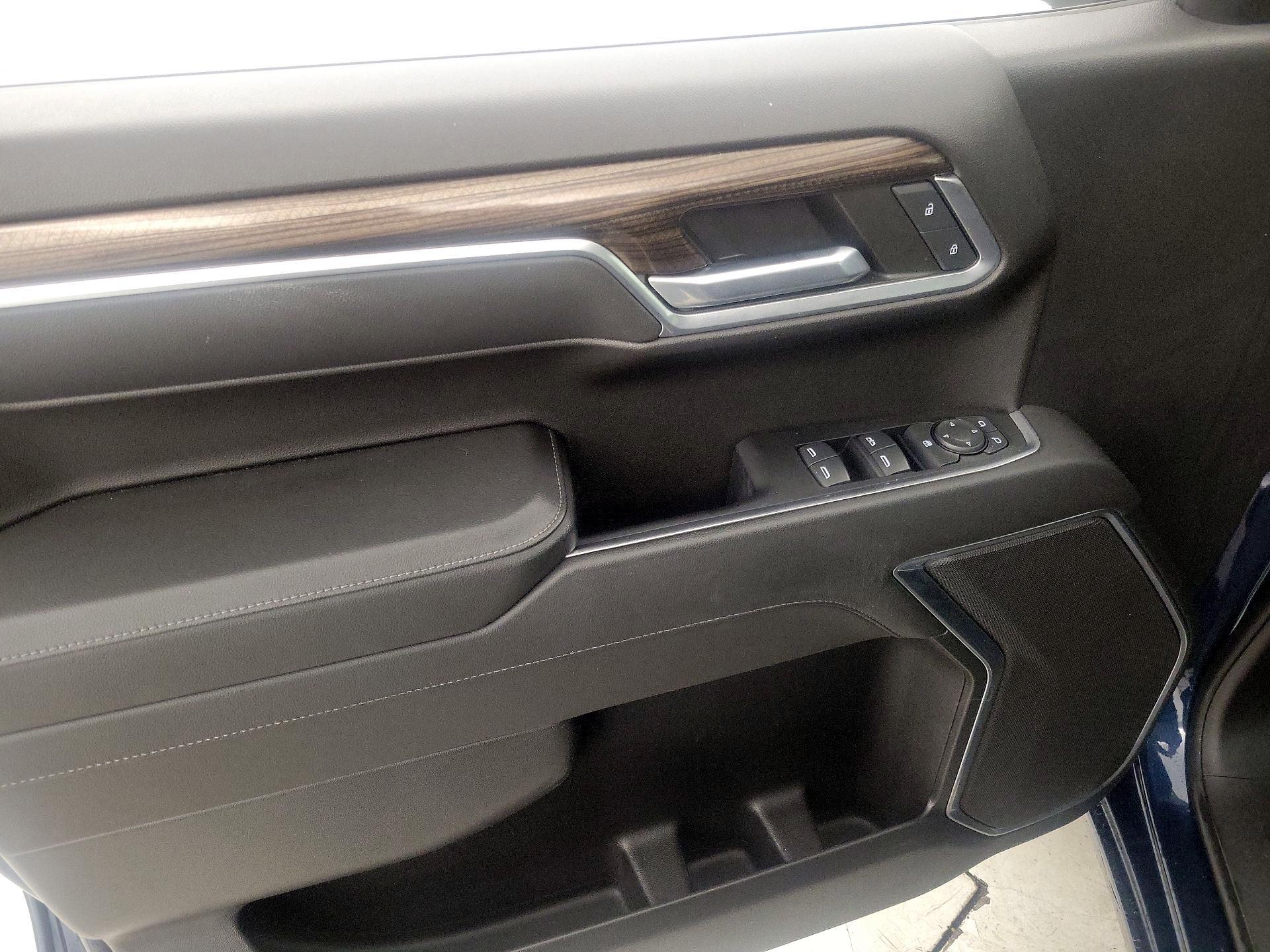 Thumbnail: 2022 Chevrolet Silverado 1500 - 12