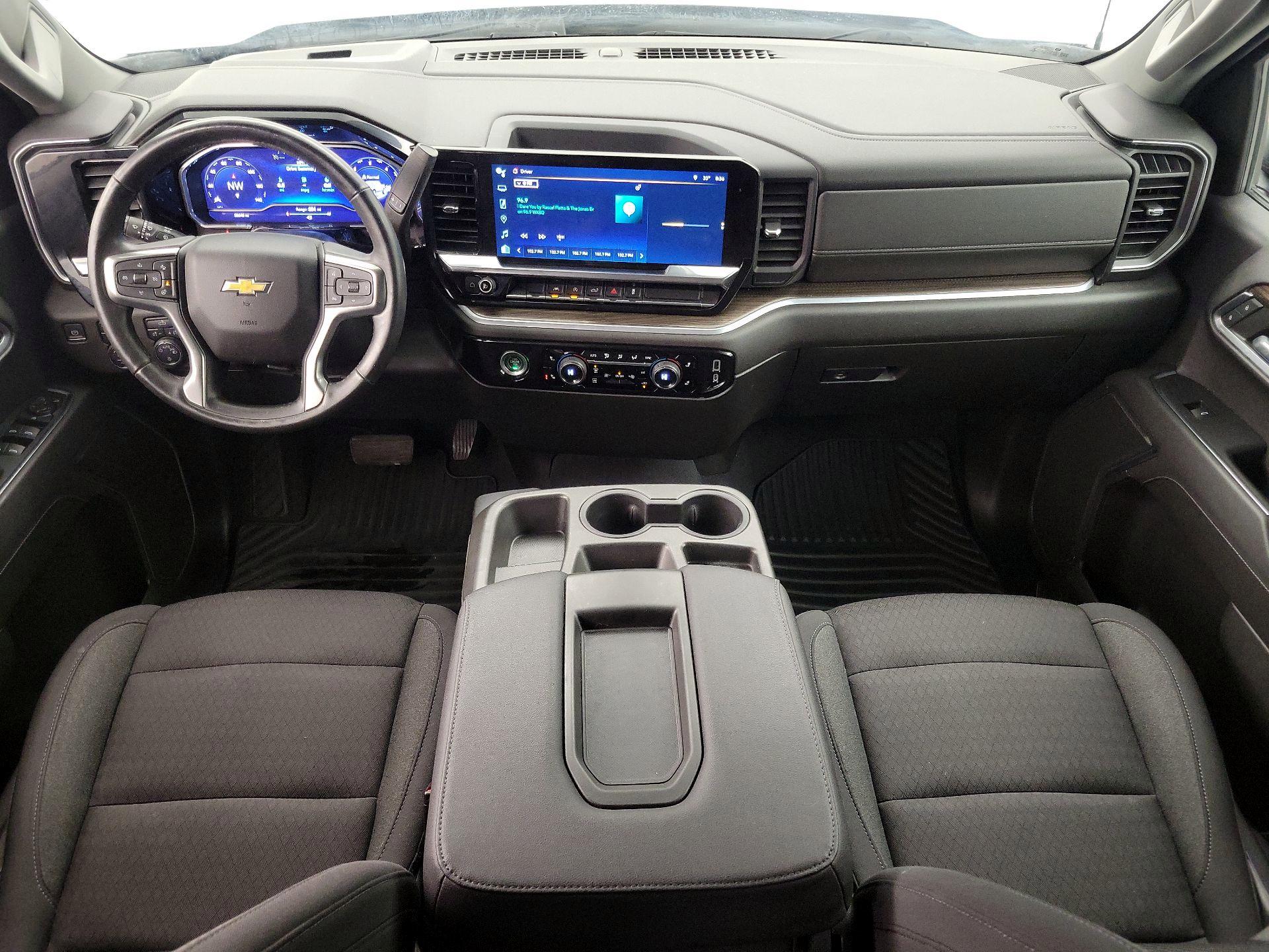 Thumbnail: 2022 Chevrolet Silverado 1500 - 9