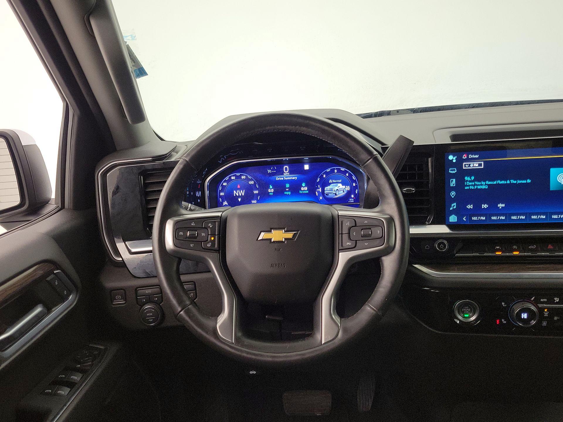 Thumbnail: 2022 Chevrolet Silverado 1500 - 10