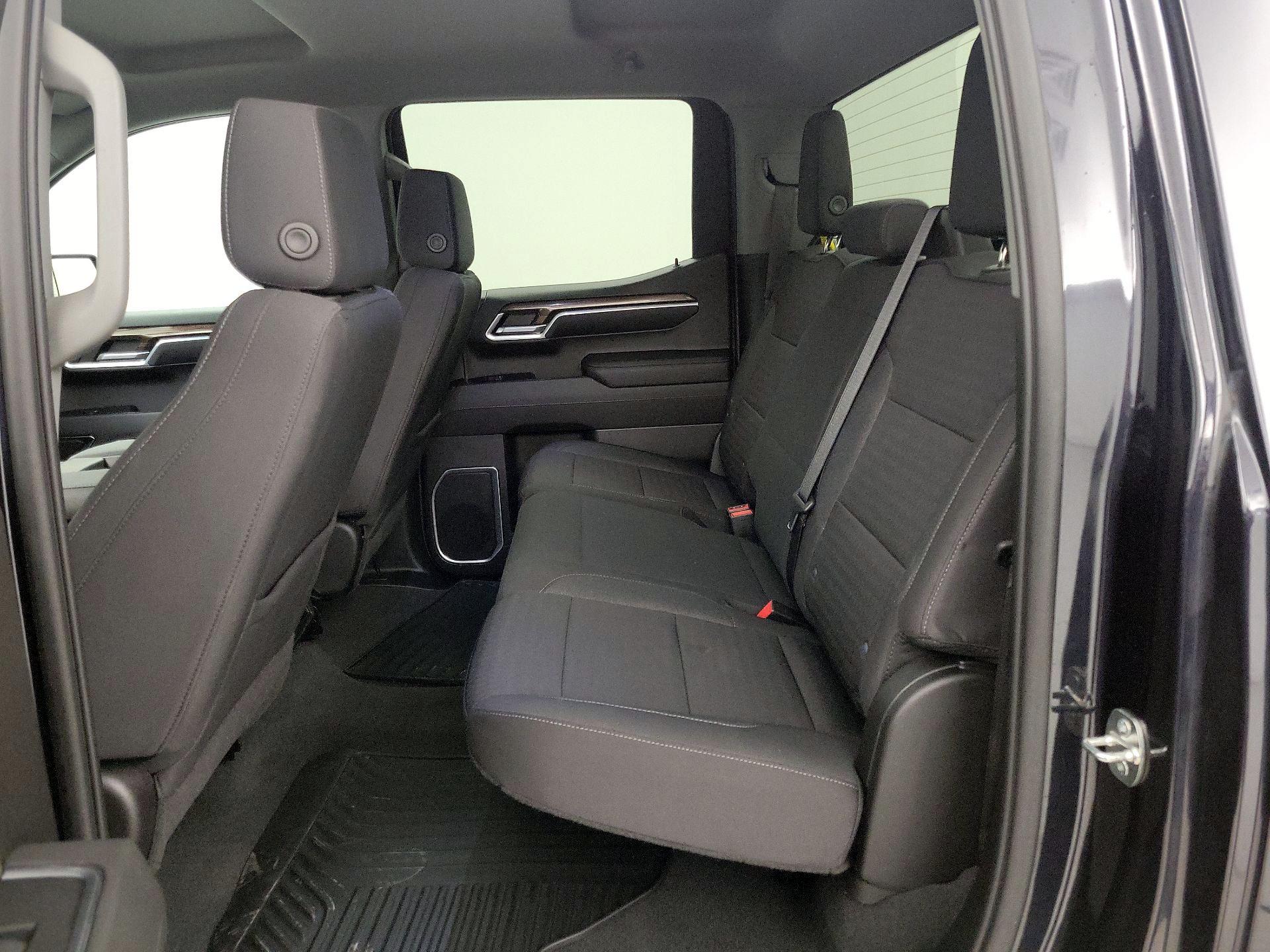 Thumbnail: 2022 Chevrolet Silverado 1500 - 19