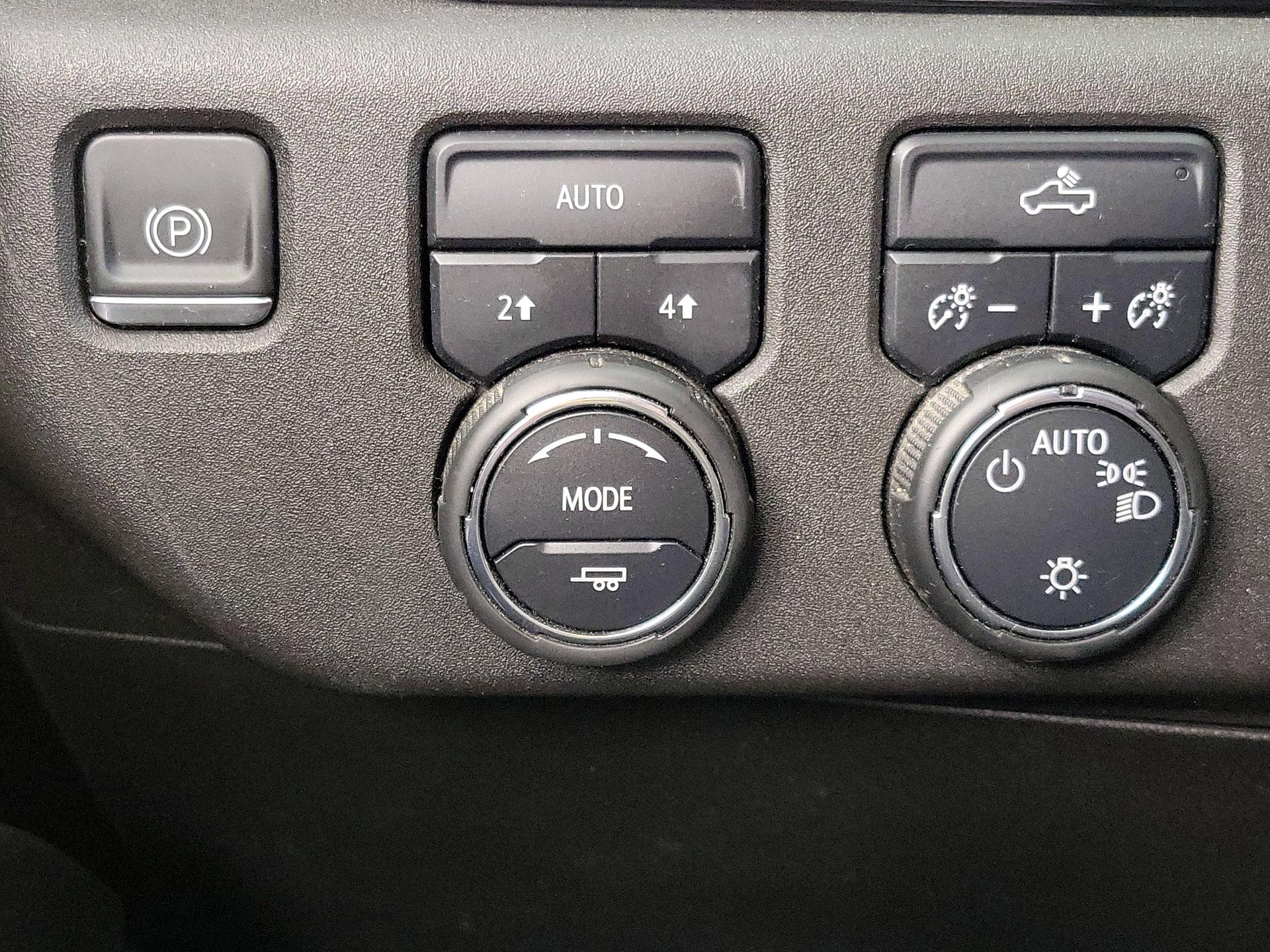 Thumbnail: 2022 Chevrolet Silverado 1500 - 13