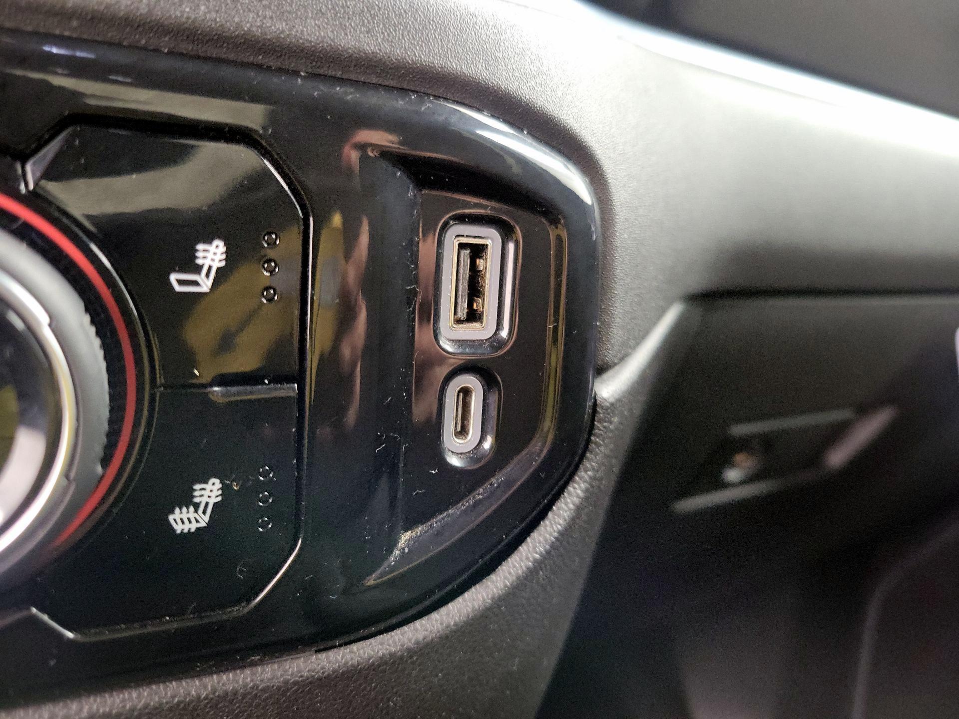 Thumbnail: 2022 Chevrolet Silverado 1500 - 18