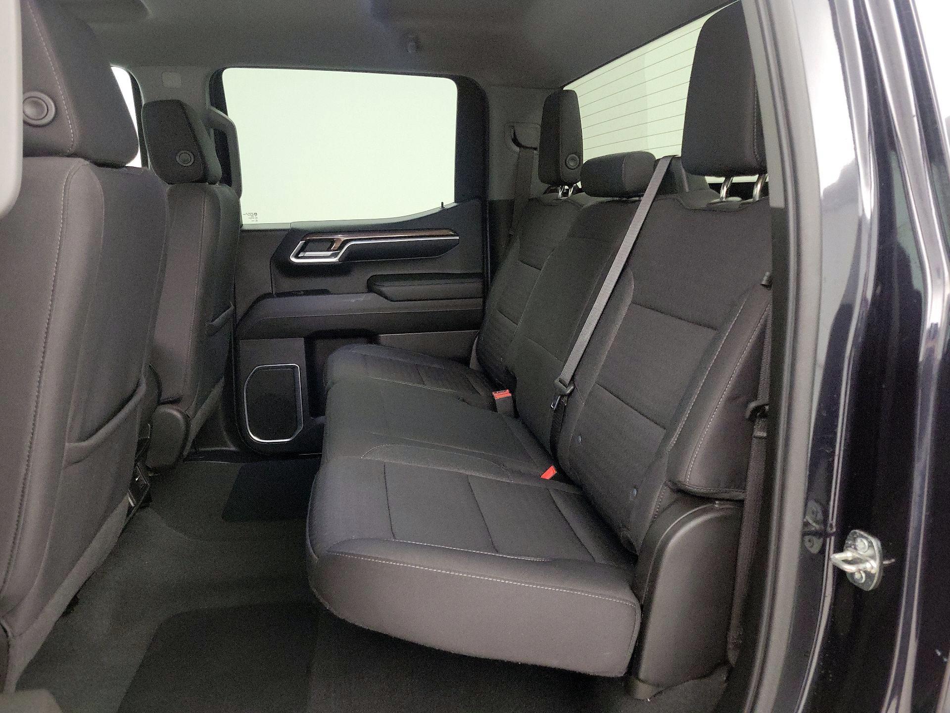 Thumbnail: 2022 Chevrolet Silverado 1500 - 19