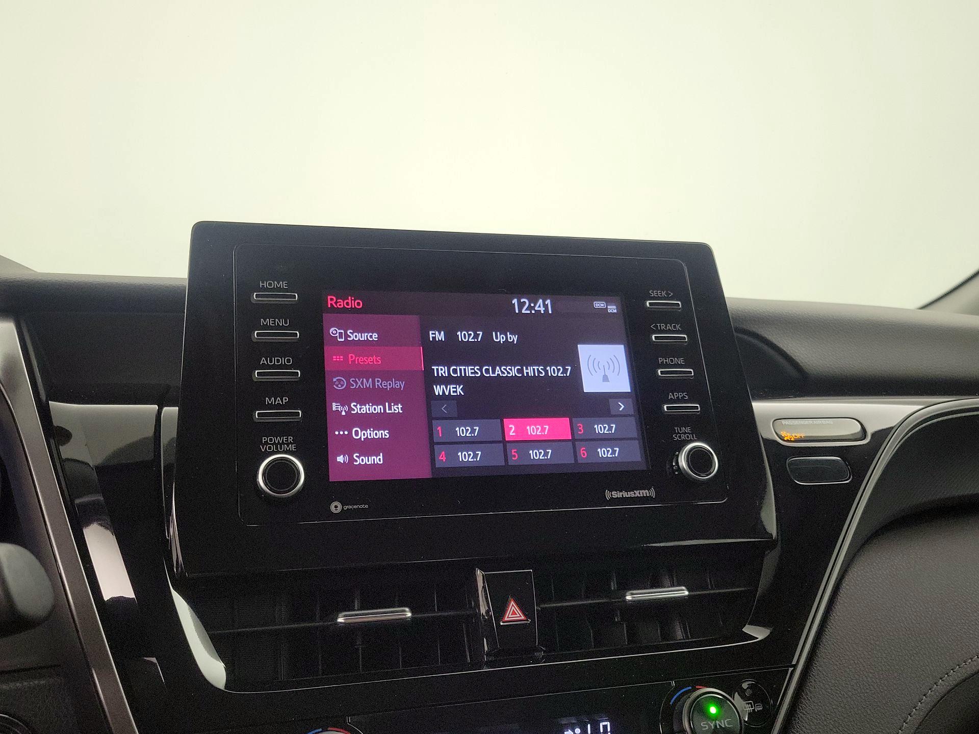 Thumbnail: 2023 Toyota Camry - 15