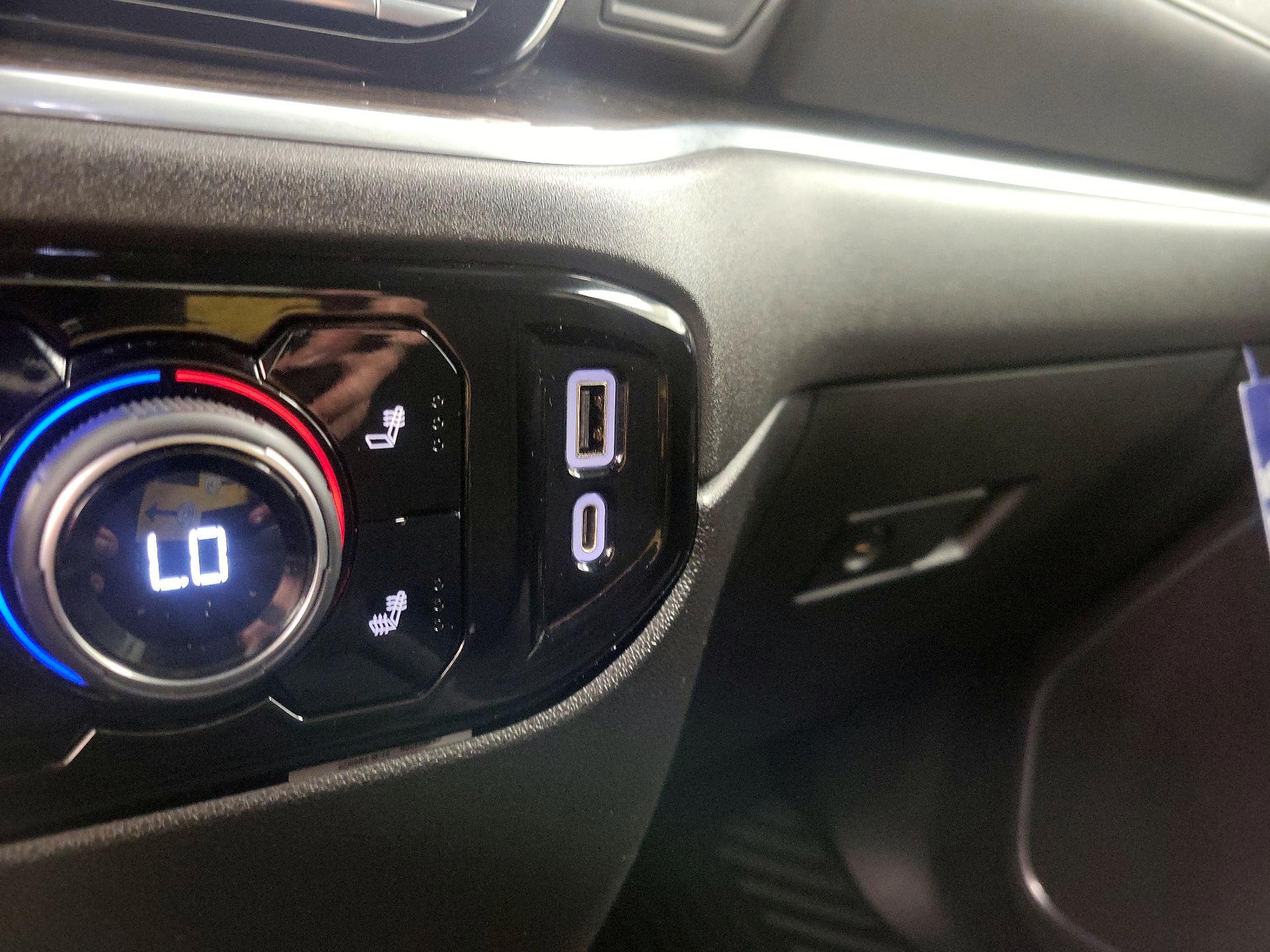 Thumbnail: 2022 Chevrolet Silverado 1500 - 19