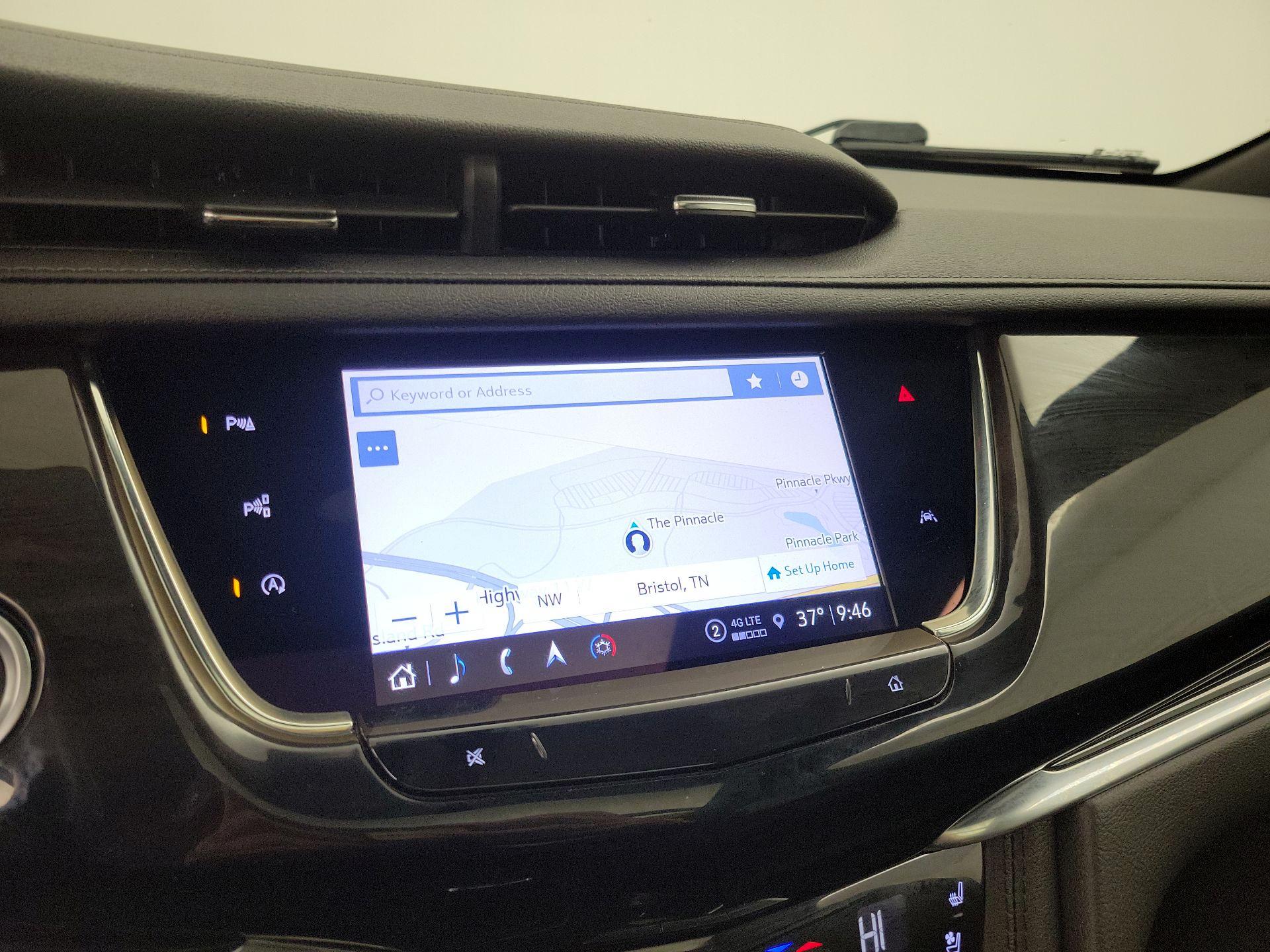 Thumbnail: 2023 Cadillac XT6 - 14