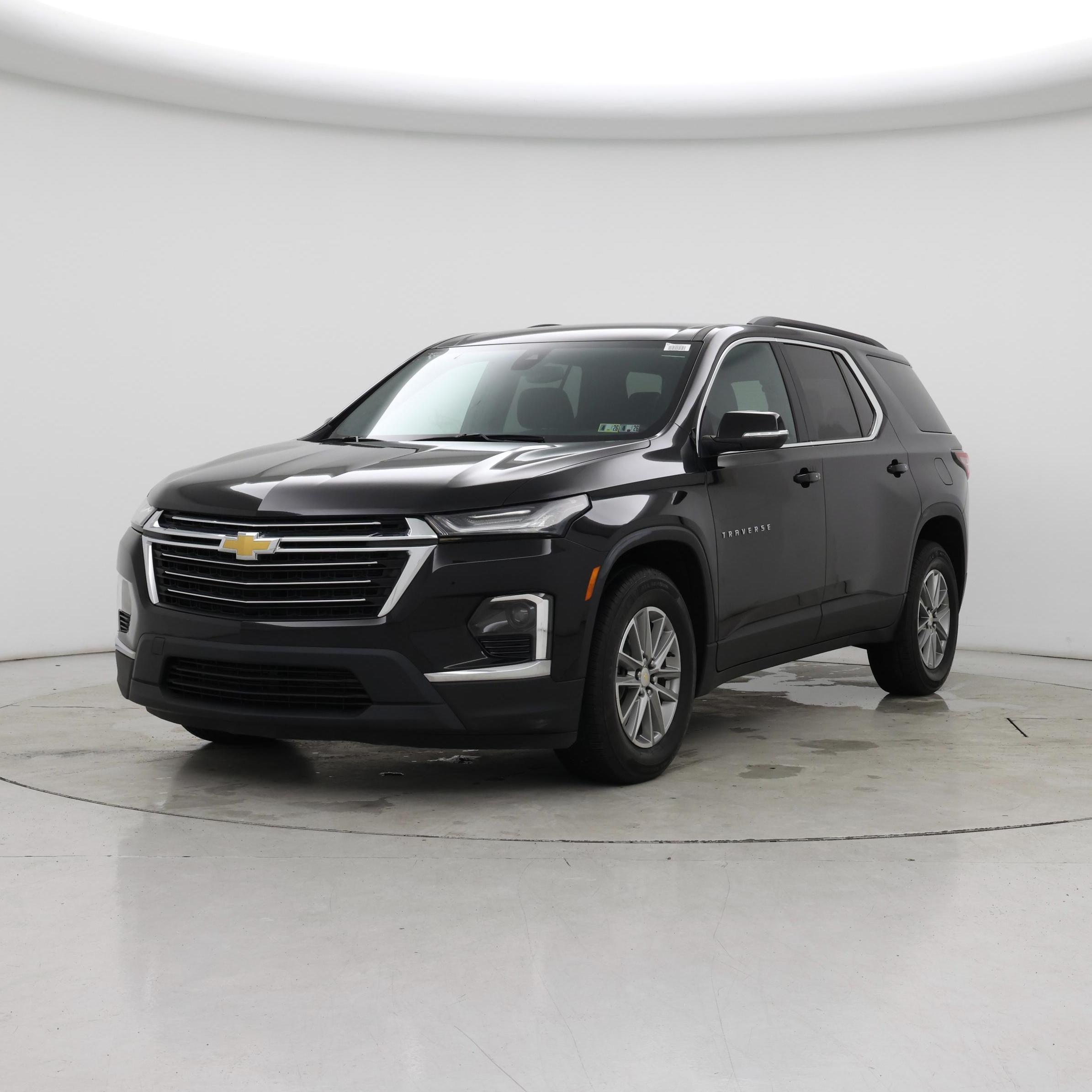 Thumbnail: 2023 Chevrolet Traverse - 4