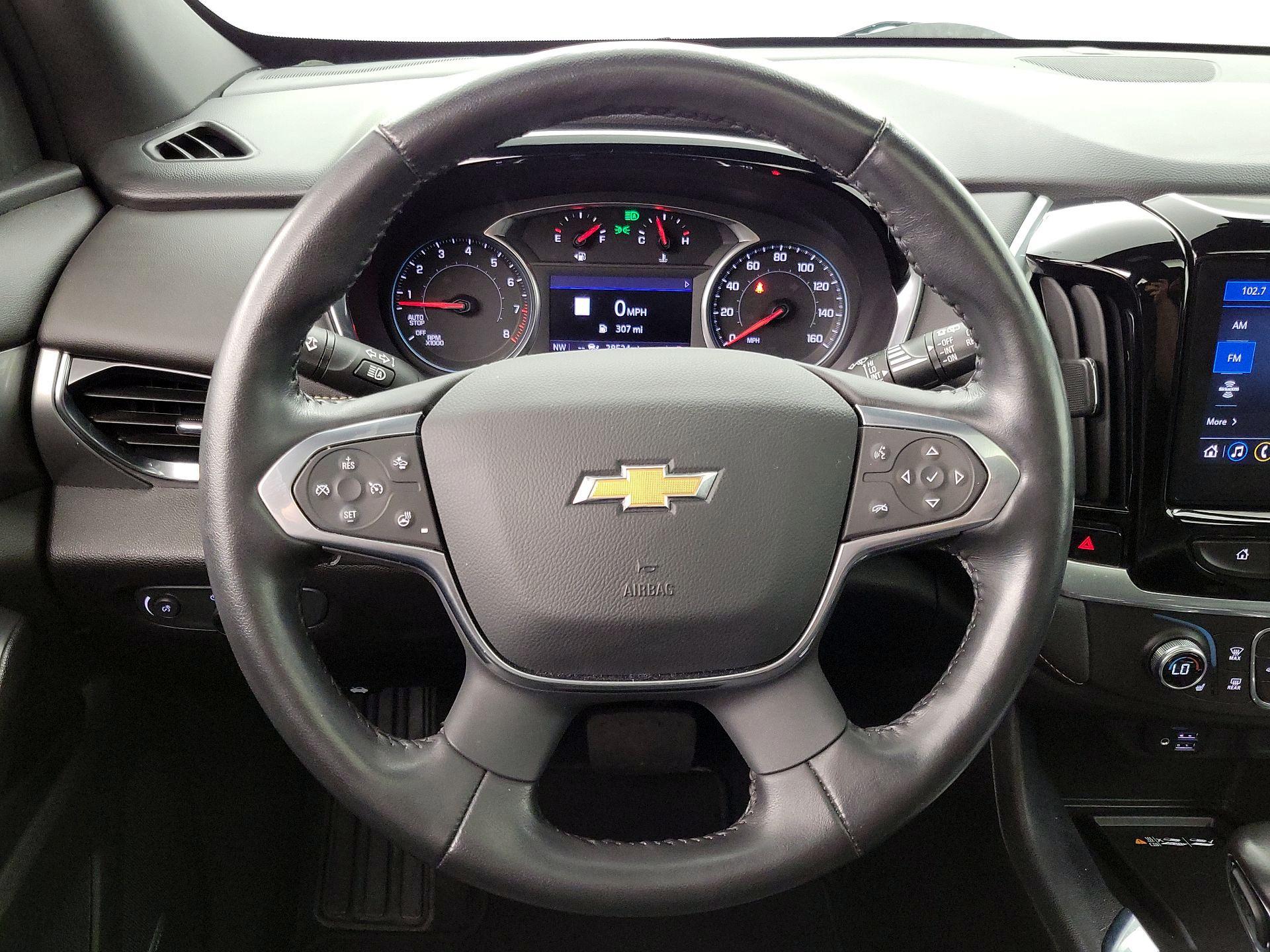 Thumbnail: 2022 Chevrolet Traverse - 10