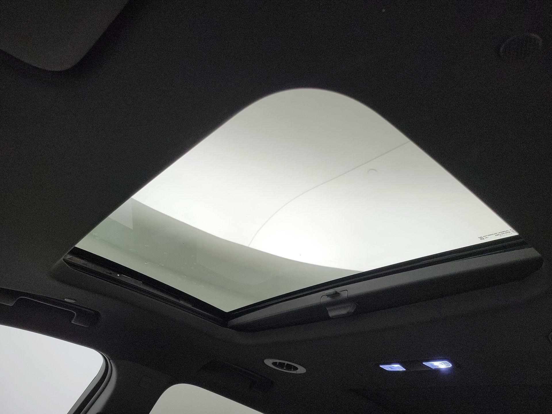 Thumbnail: 2022 Chevrolet Traverse - 20