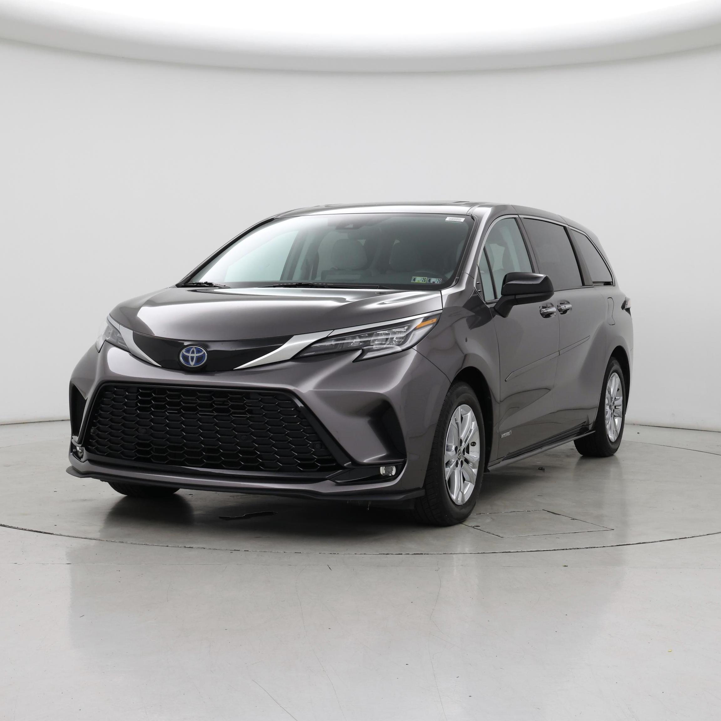 Thumbnail: 2021 Toyota Sienna - 4