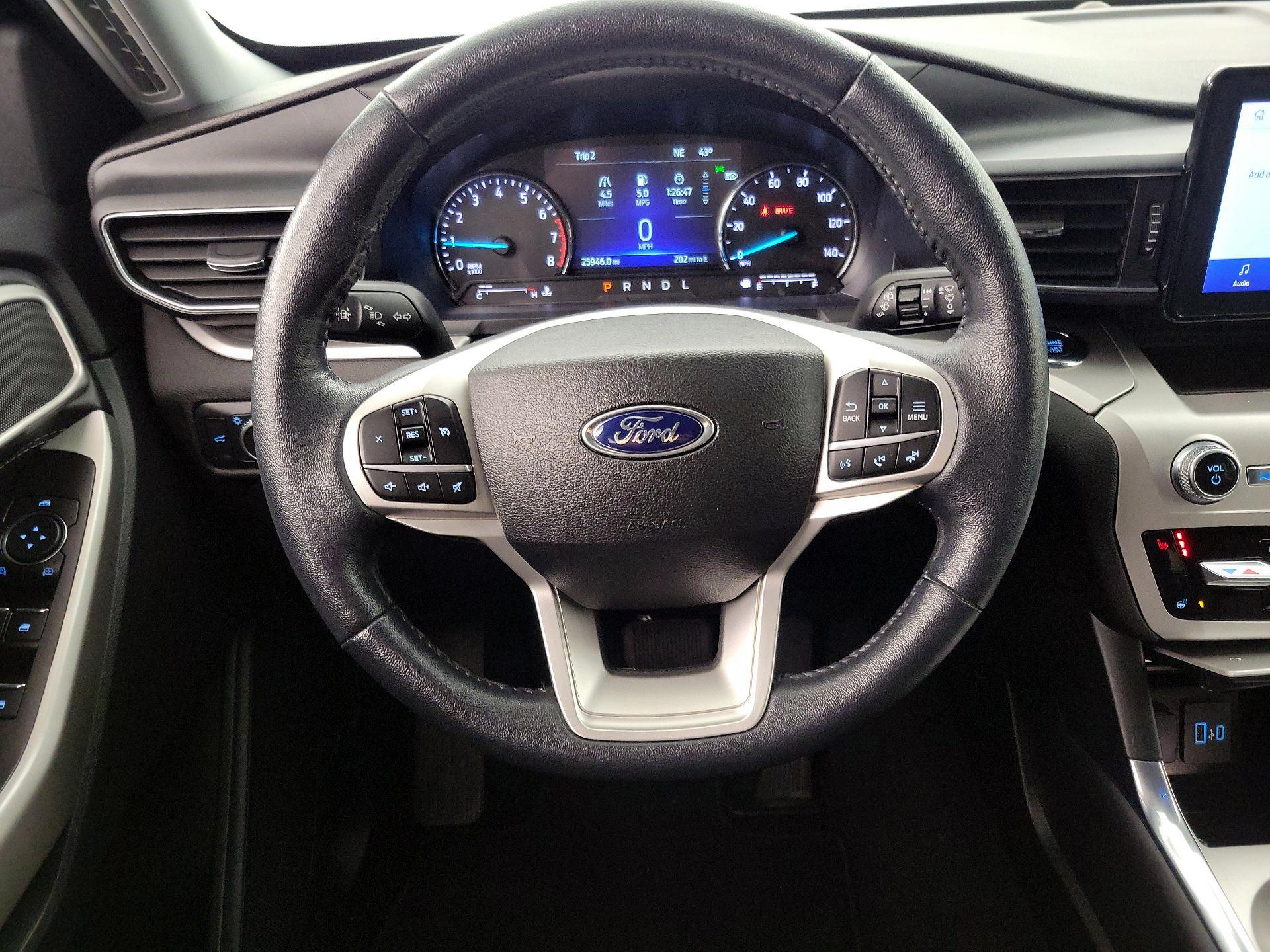 Thumbnail: 2022 Ford Explorer - 10