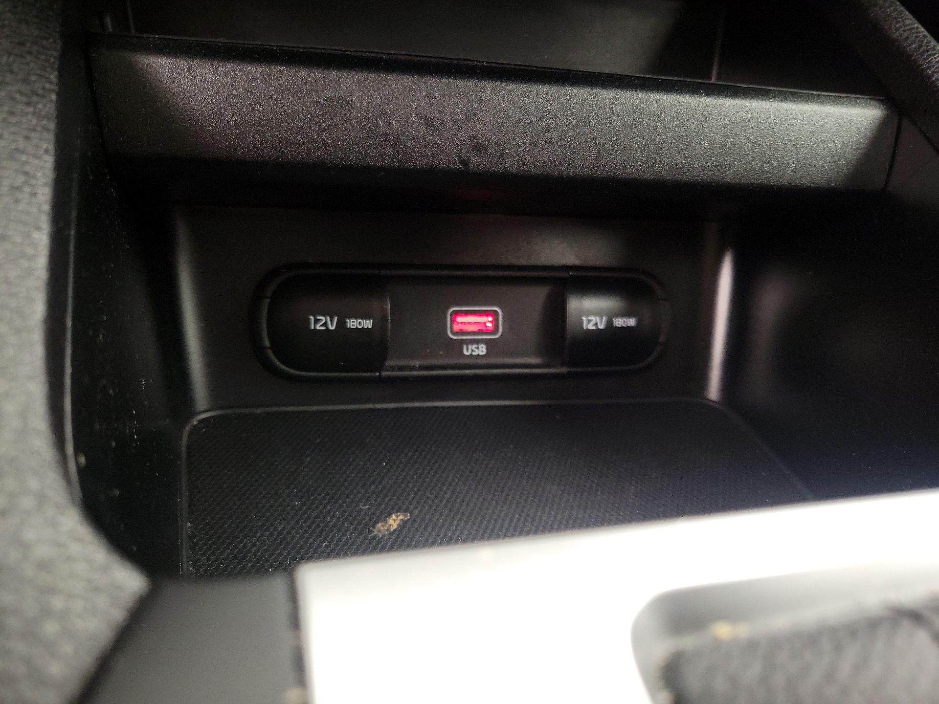 Thumbnail: 2023 Kia Forte - 18