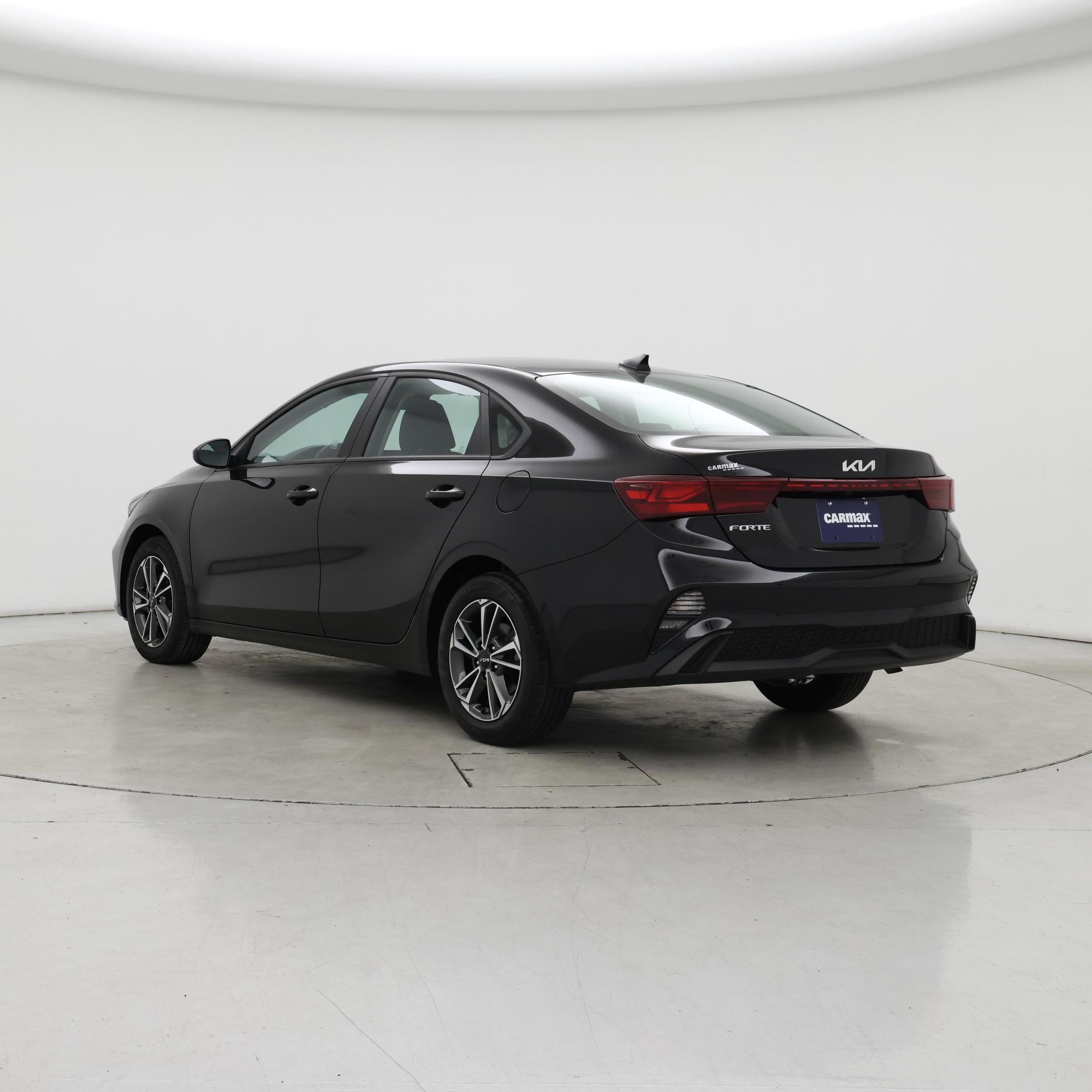 Thumbnail: 2023 Kia Forte - 2