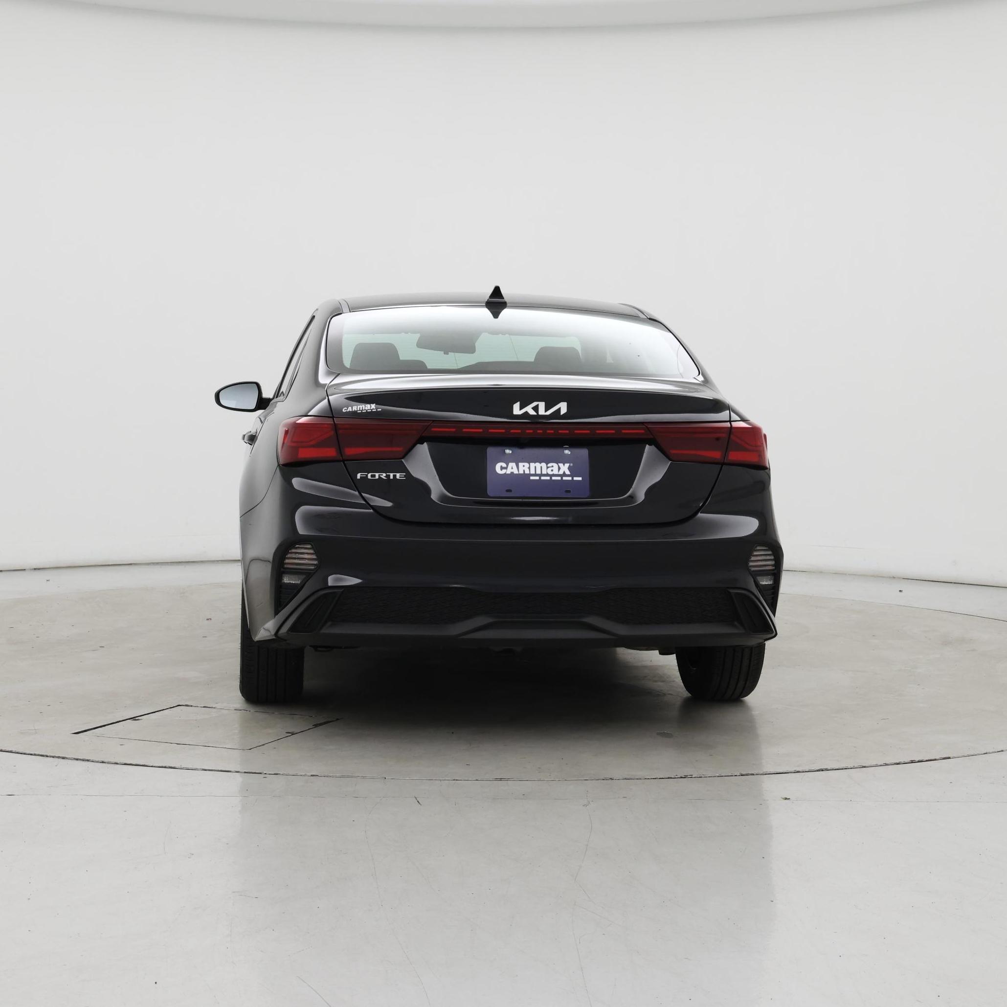Thumbnail: 2023 Kia Forte - 6