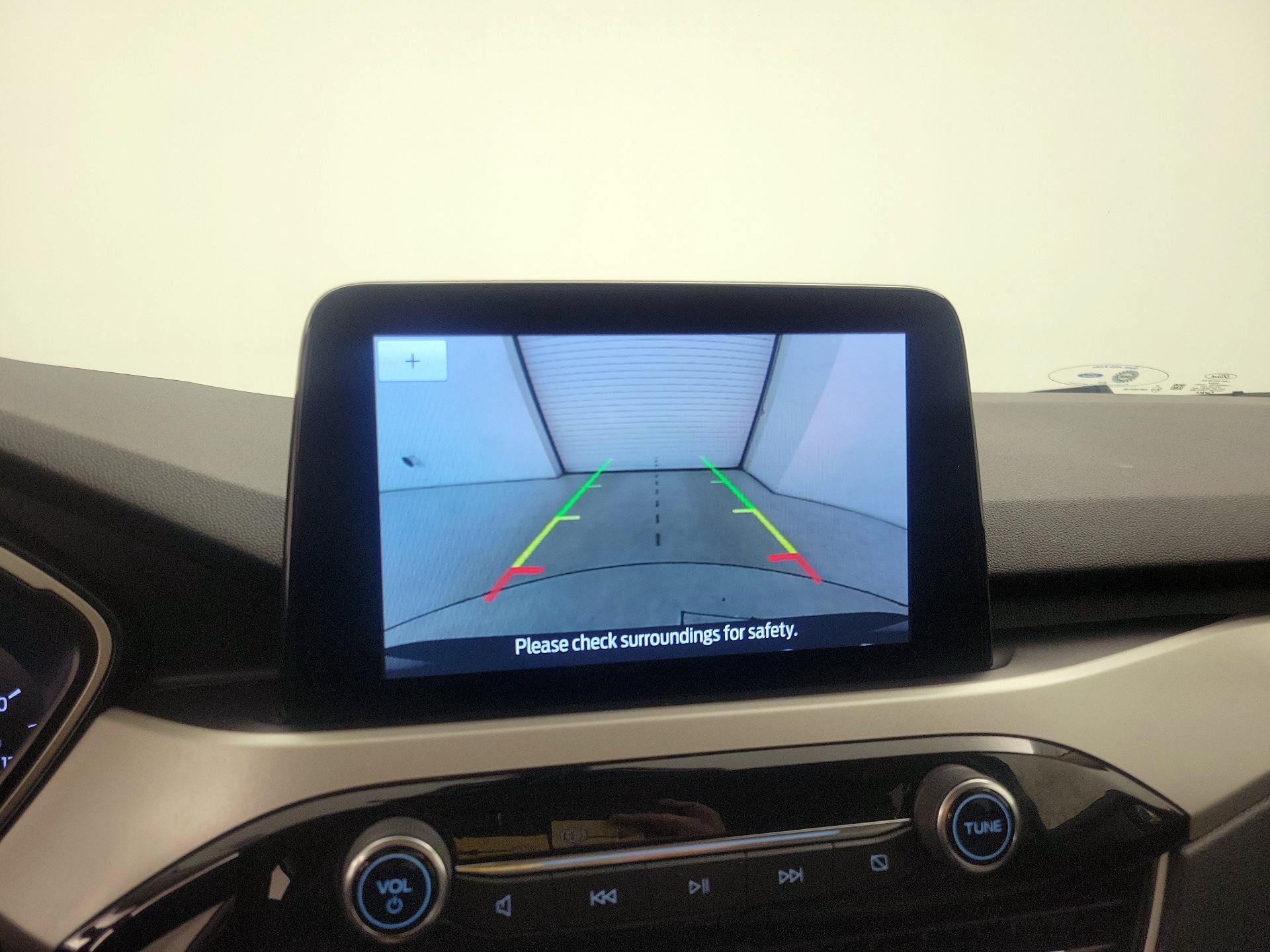 Thumbnail: 2020 Ford Escape - 15