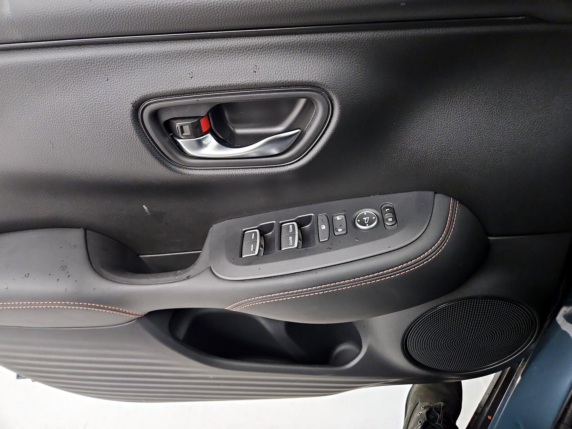 Thumbnail: 2025 Honda HR-V - 12