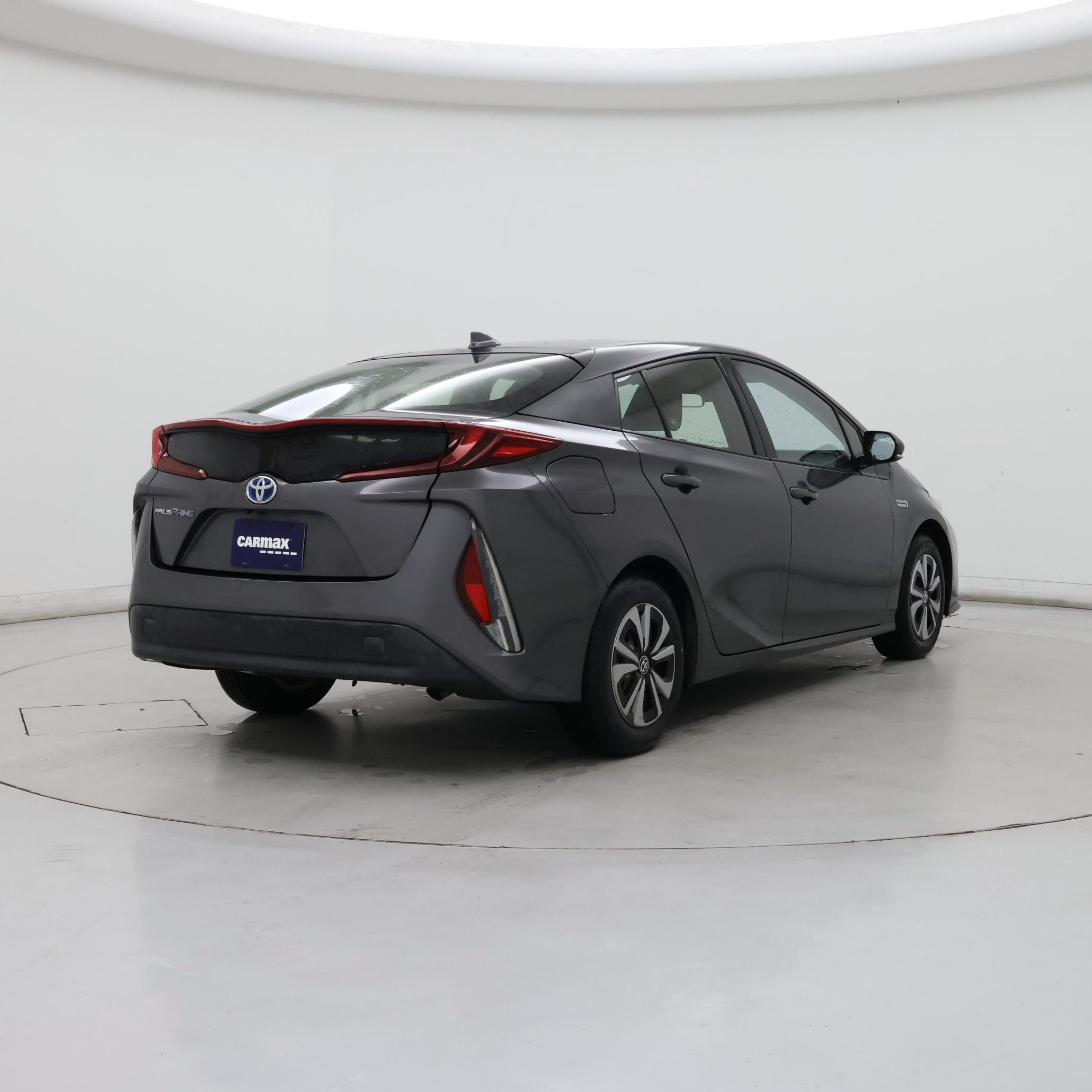Thumbnail: 2019 Toyota Prius Prime - 8