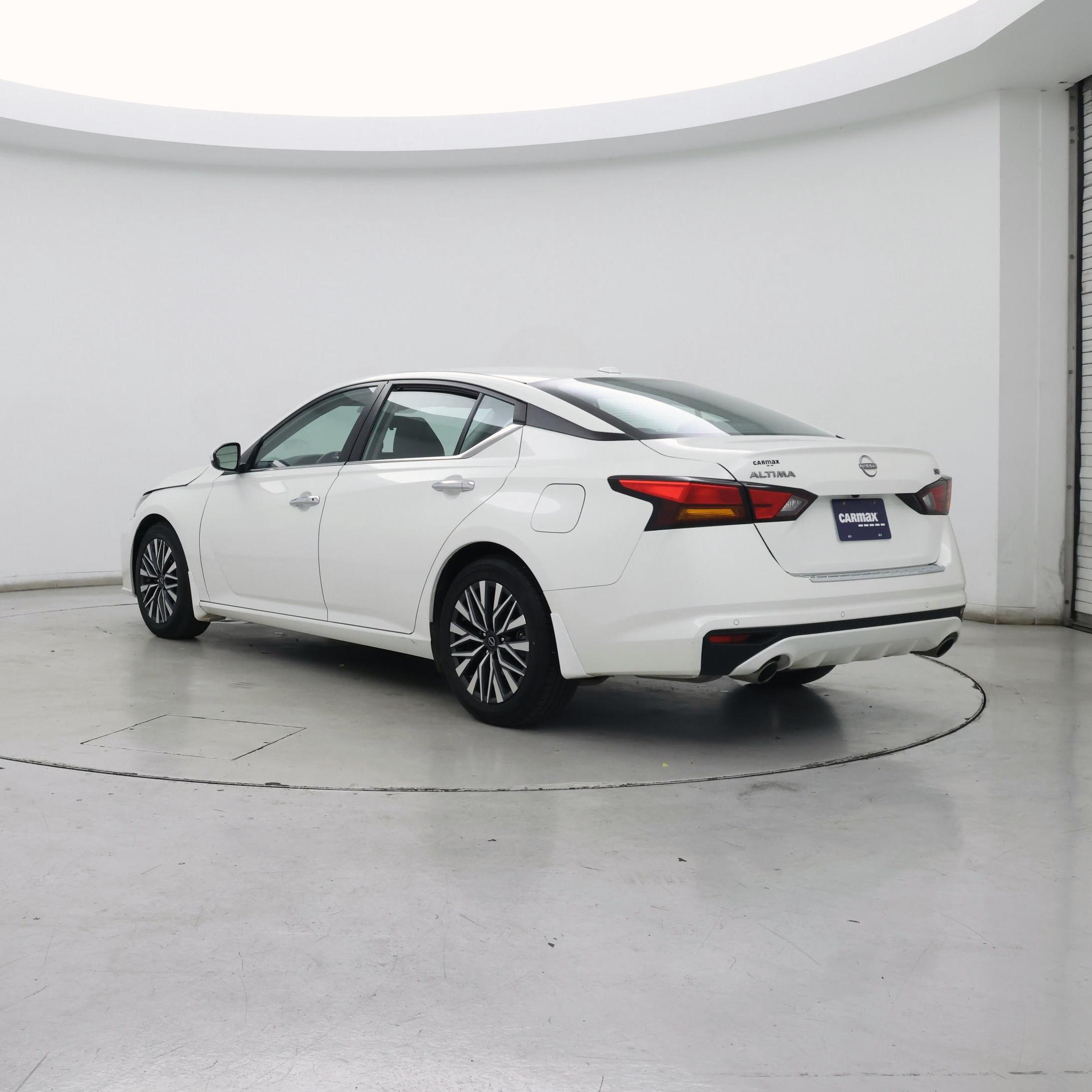 Thumbnail: 2023 Nissan Altima - 2