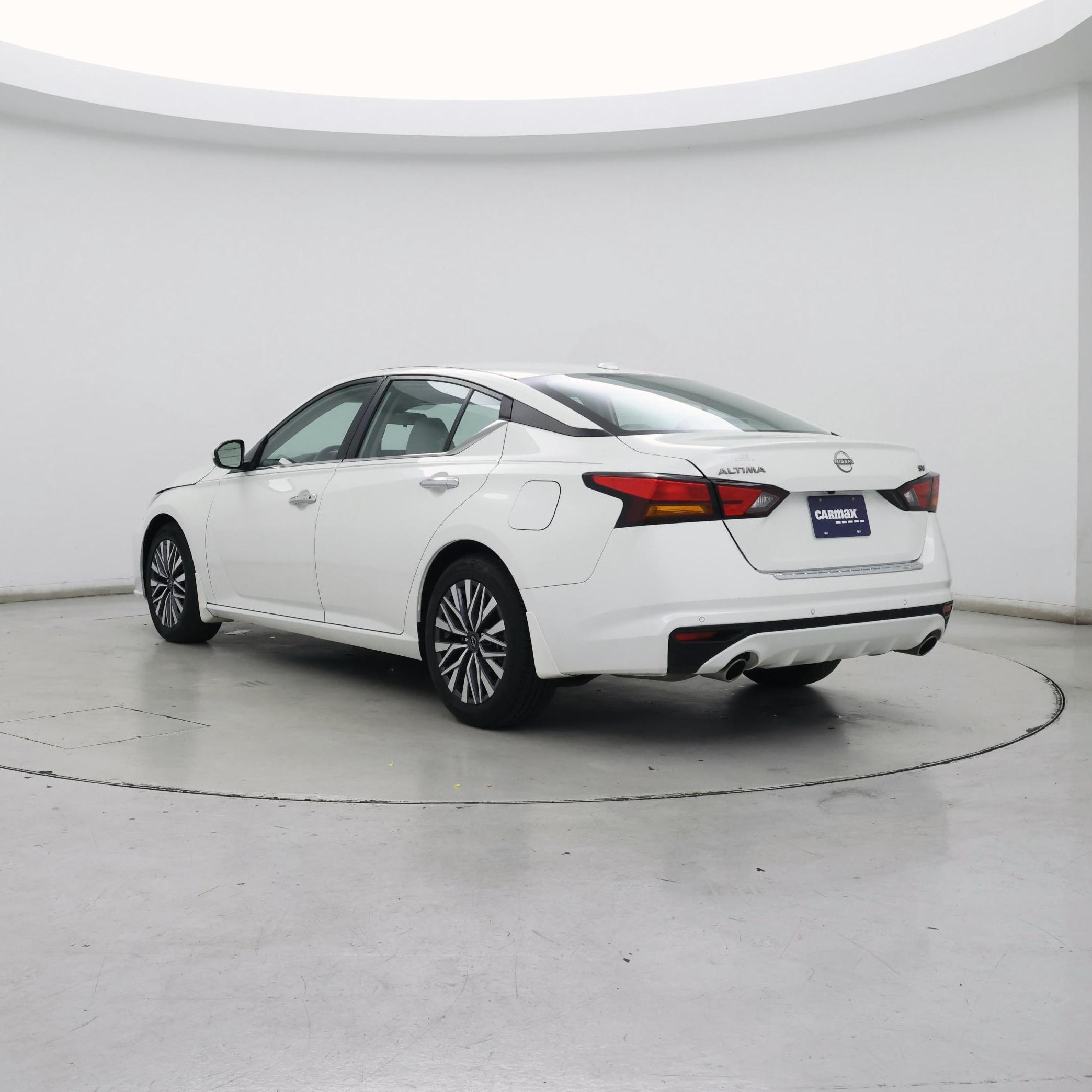 Thumbnail: 2023 Nissan Altima - 2