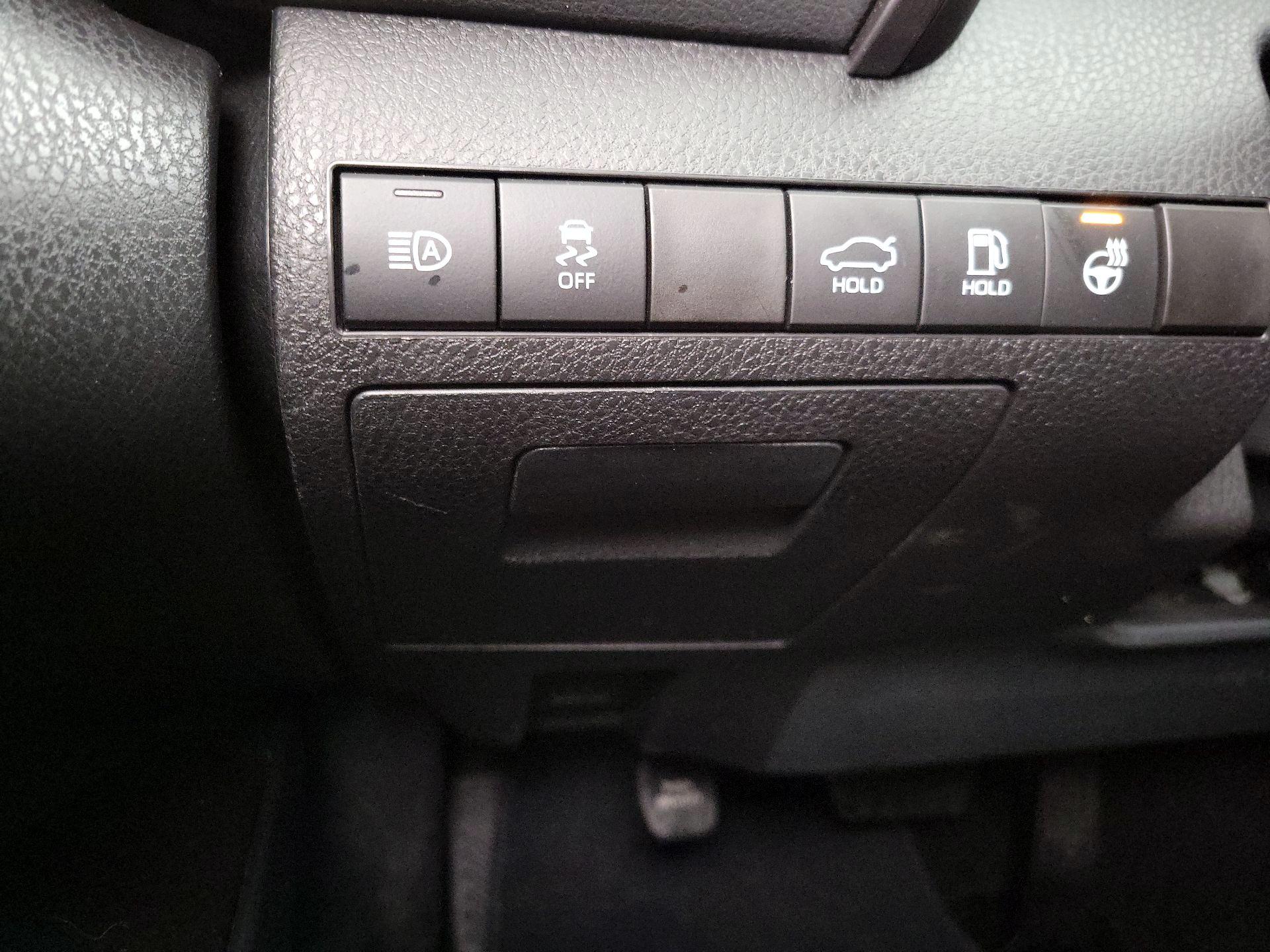 Thumbnail: 2023 Toyota Camry - 13