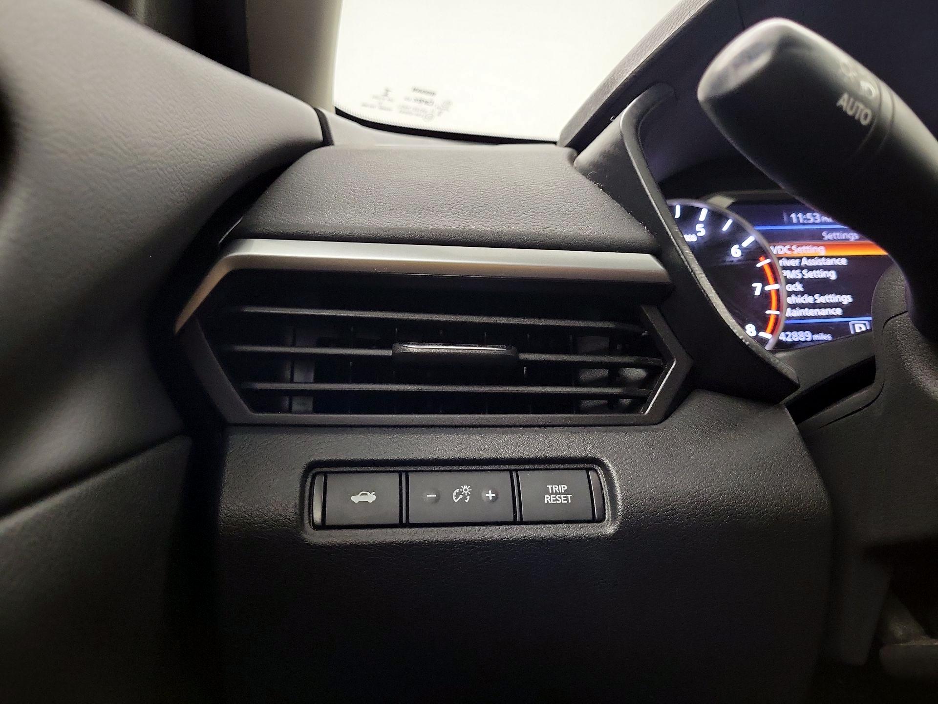 Thumbnail: 2021 Nissan Altima - 11