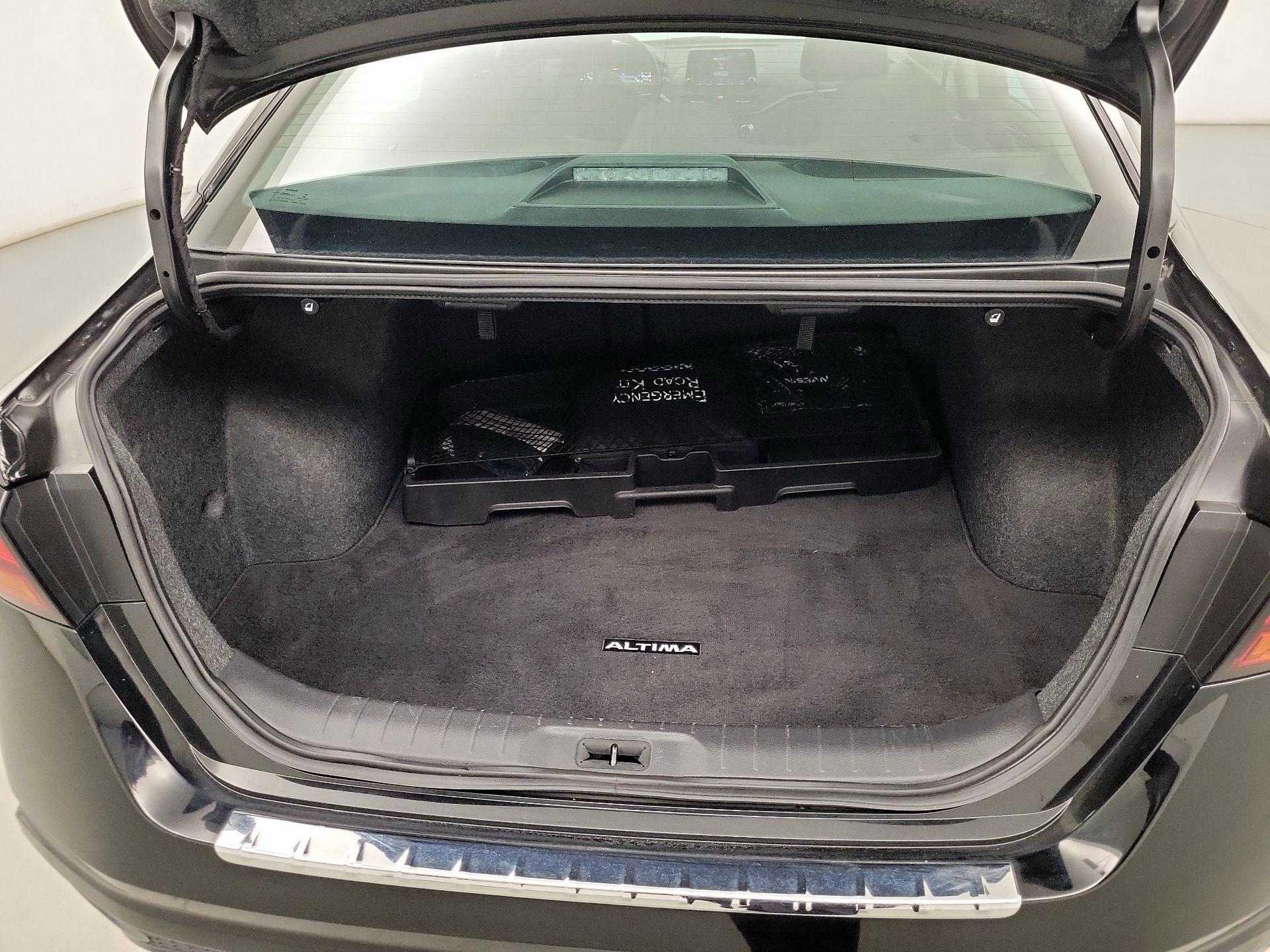 Thumbnail: 2021 Nissan Altima - 18