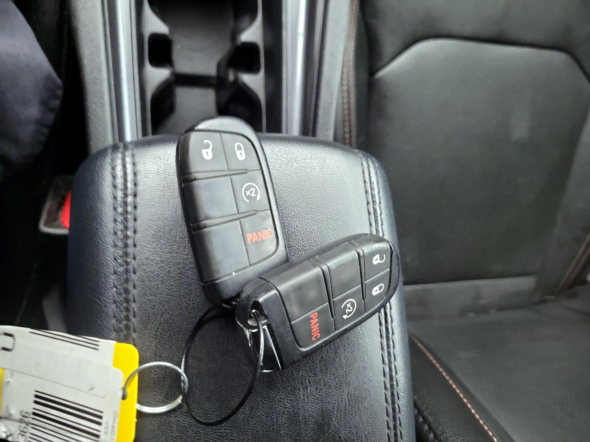 Thumbnail: 2022 Jeep Compass - 20