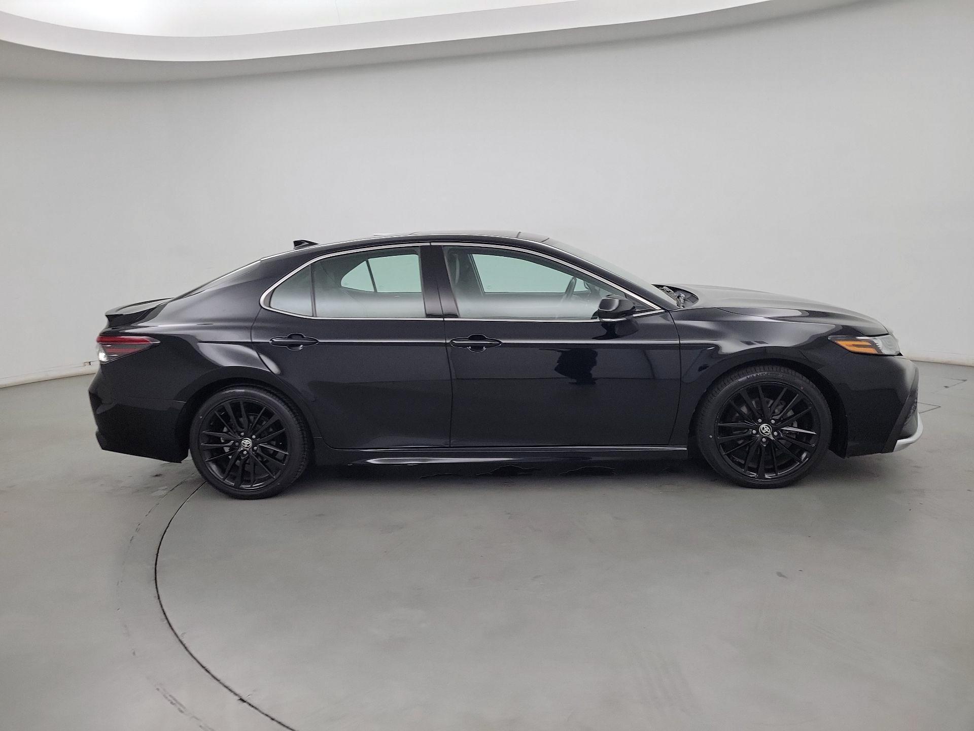 Thumbnail: 2023 Toyota Camry - 4