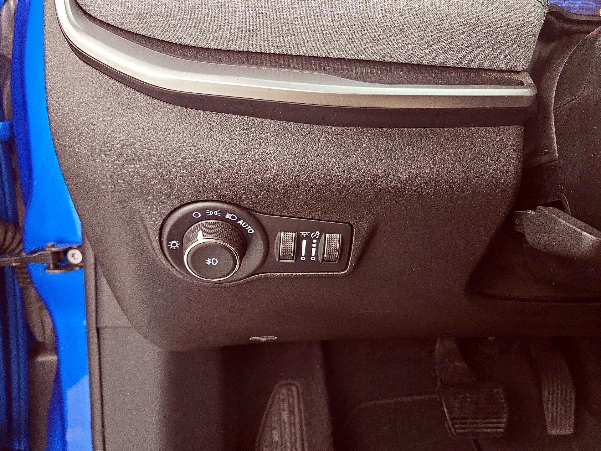 Thumbnail: 2023 Jeep Compass - 13