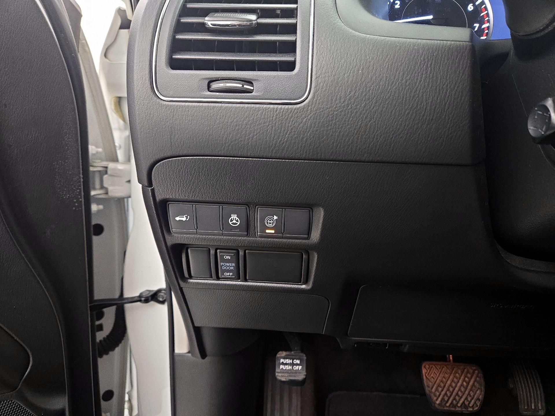 Thumbnail: 2022 Nissan Armada - 13