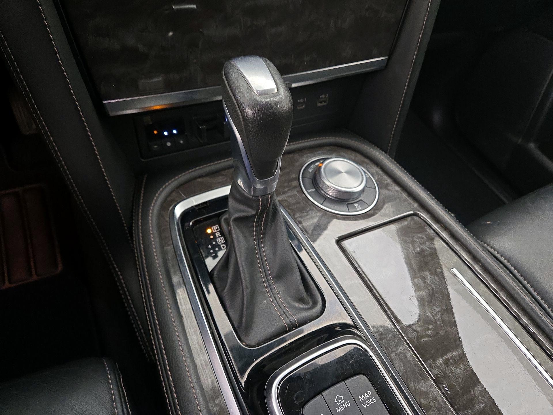 Thumbnail: 2022 Nissan Armada - 17