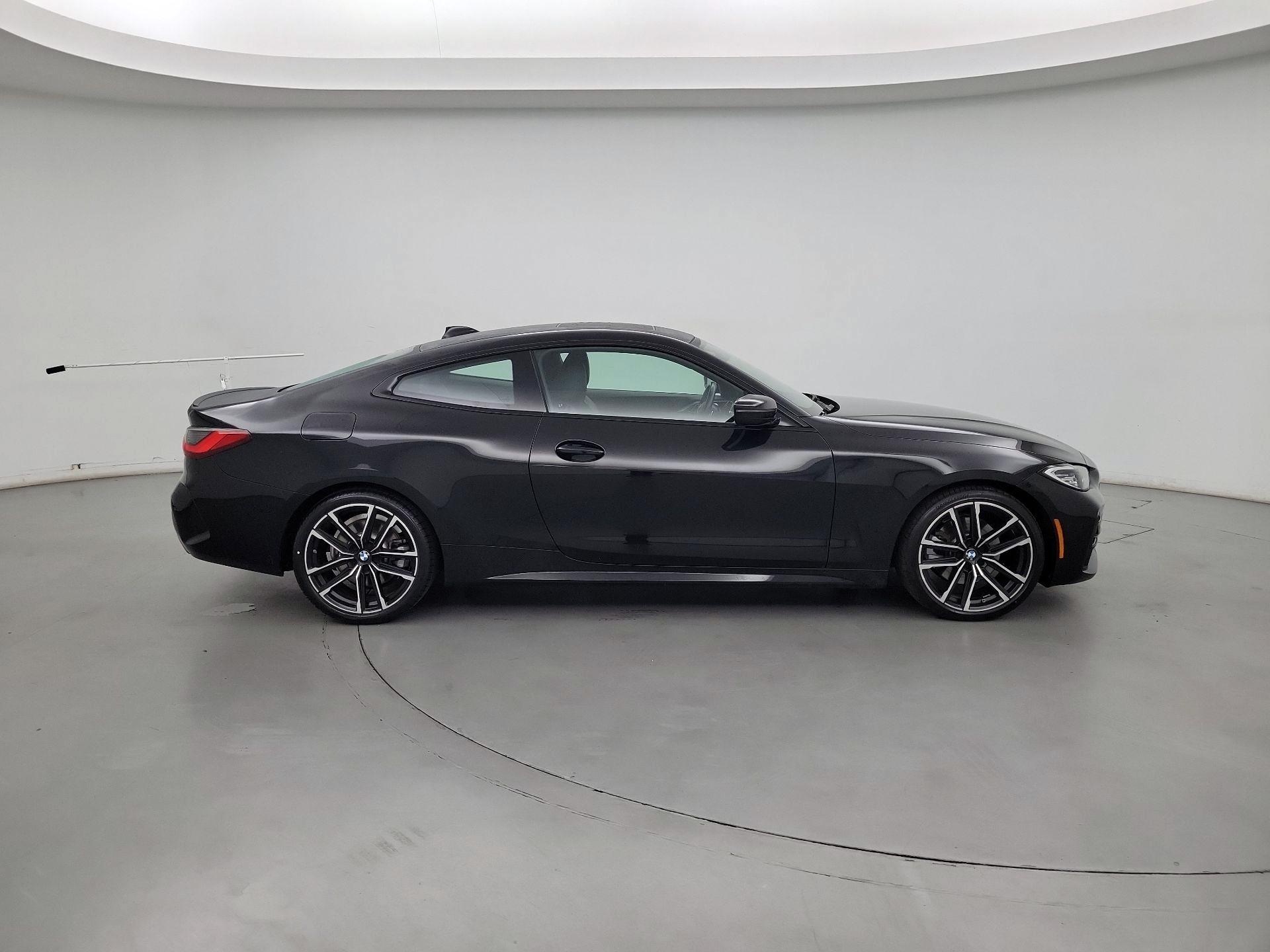 Thumbnail: 2022 BMW 4 Series - 4