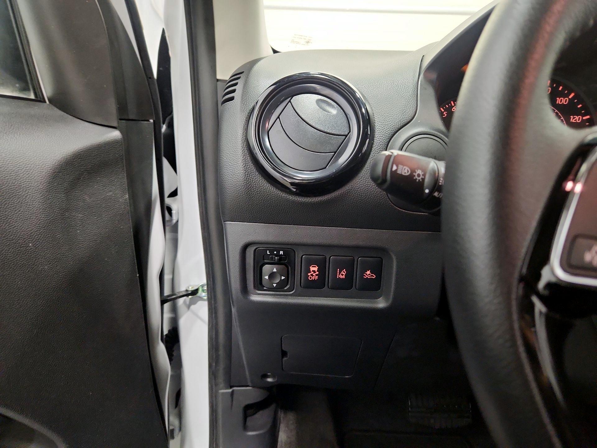 Thumbnail: 2023 Mitsubishi Mirage G4 - 13