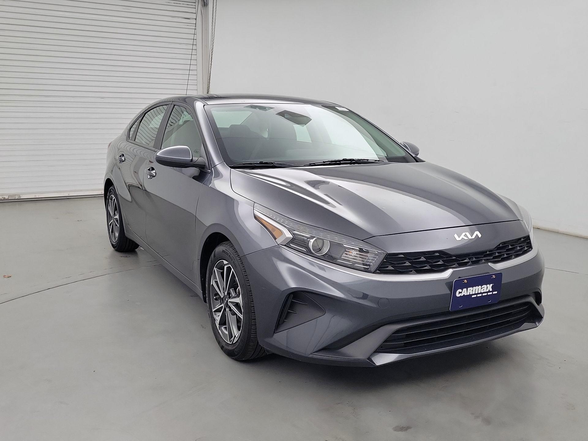 Thumbnail: 2022 Kia Forte - 1