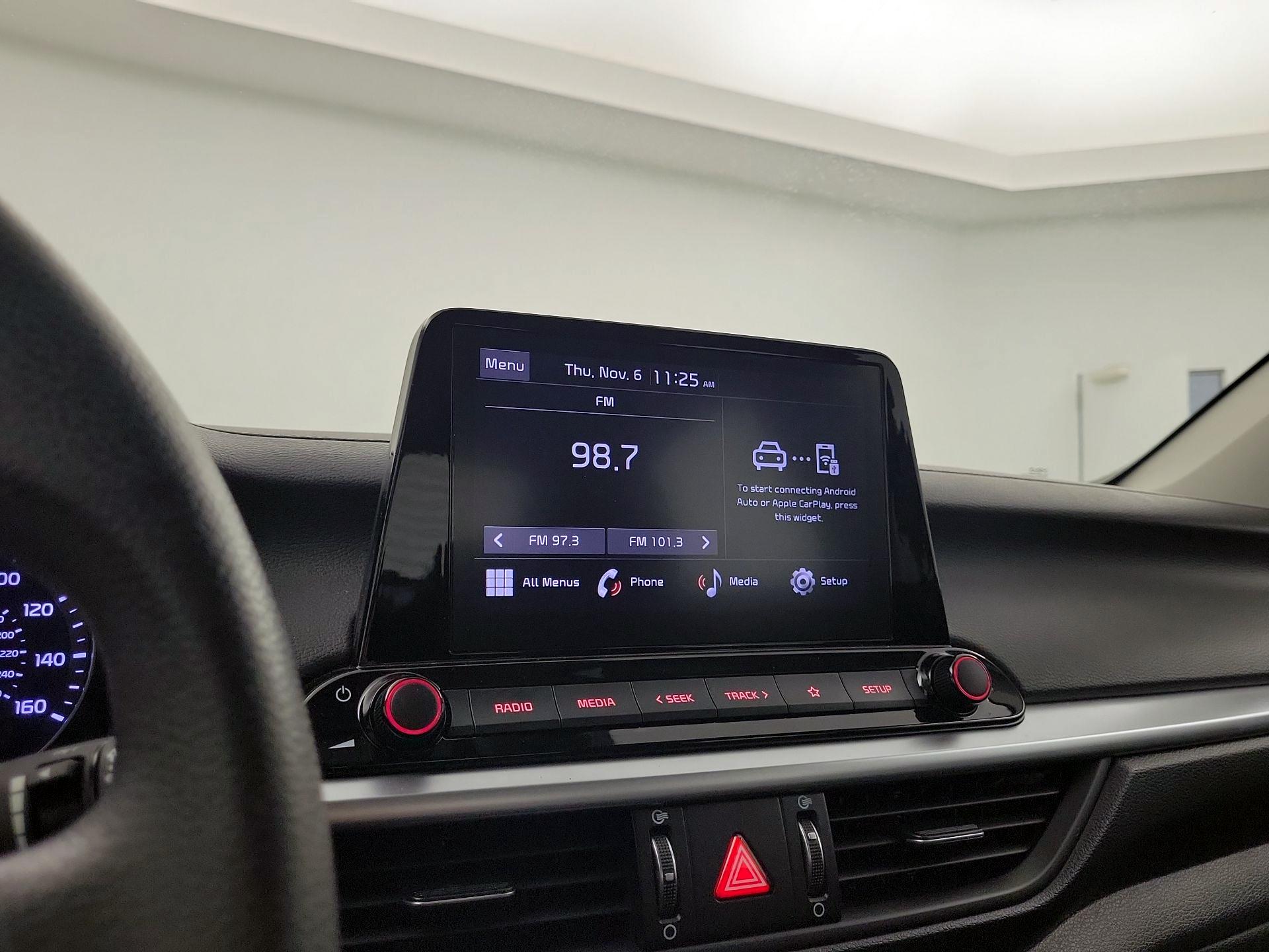 Thumbnail: 2022 Kia Forte - 13