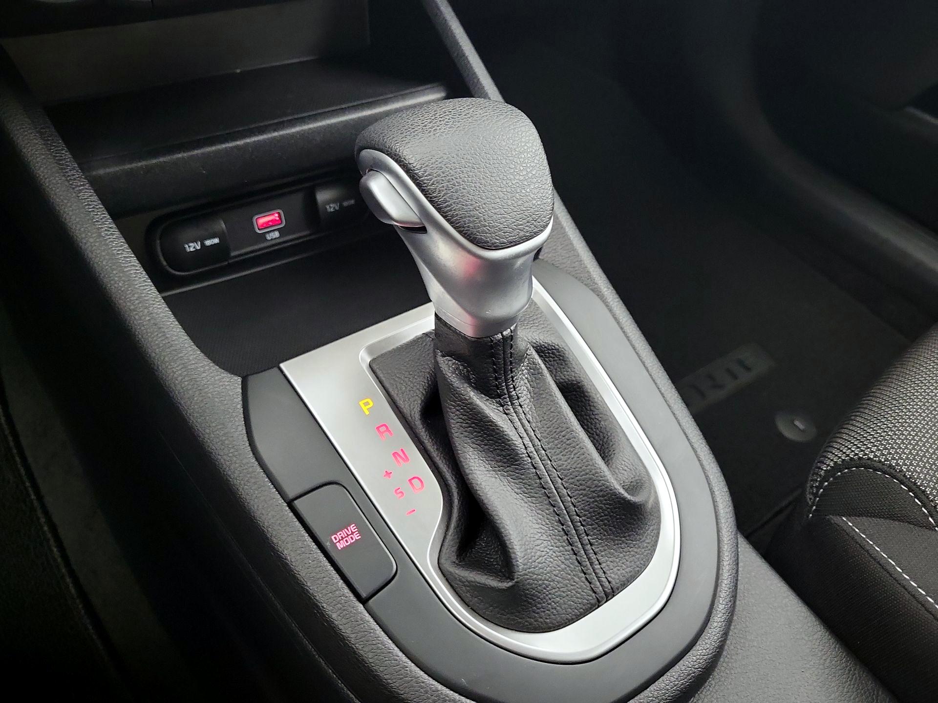 Thumbnail: 2022 Kia Forte - 15