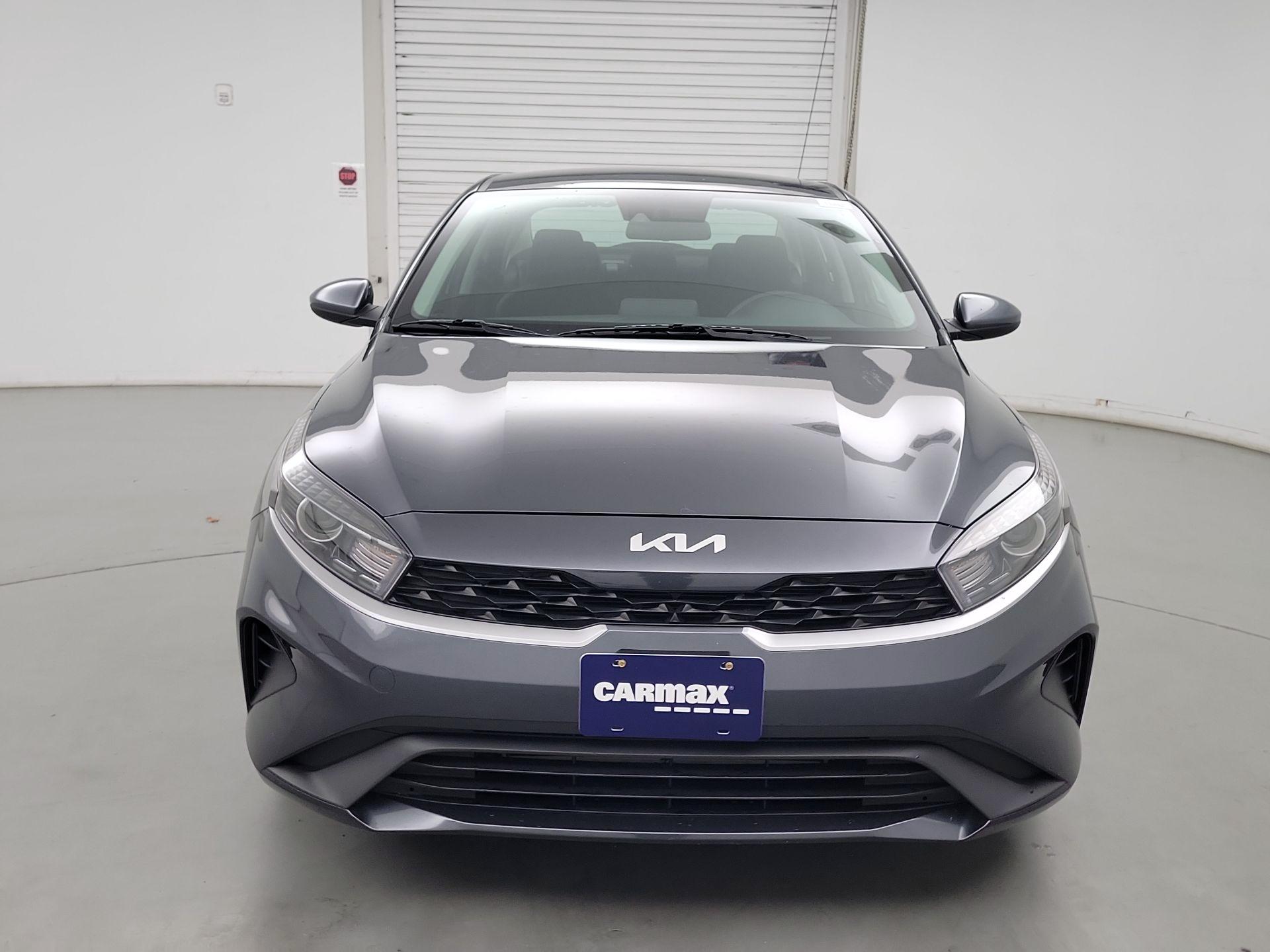 Thumbnail: 2022 Kia Forte - 2