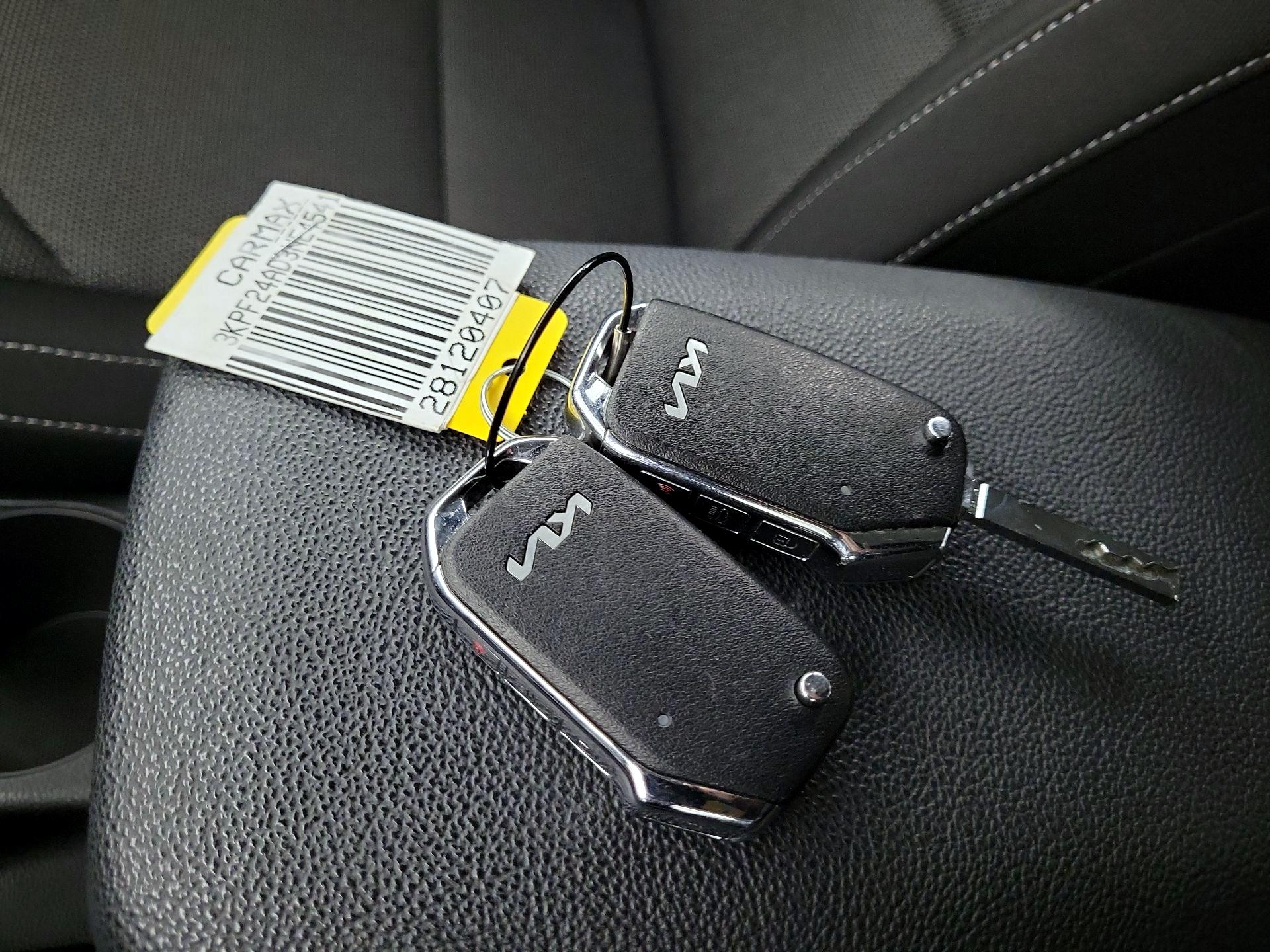 Thumbnail: 2022 Kia Forte - 20