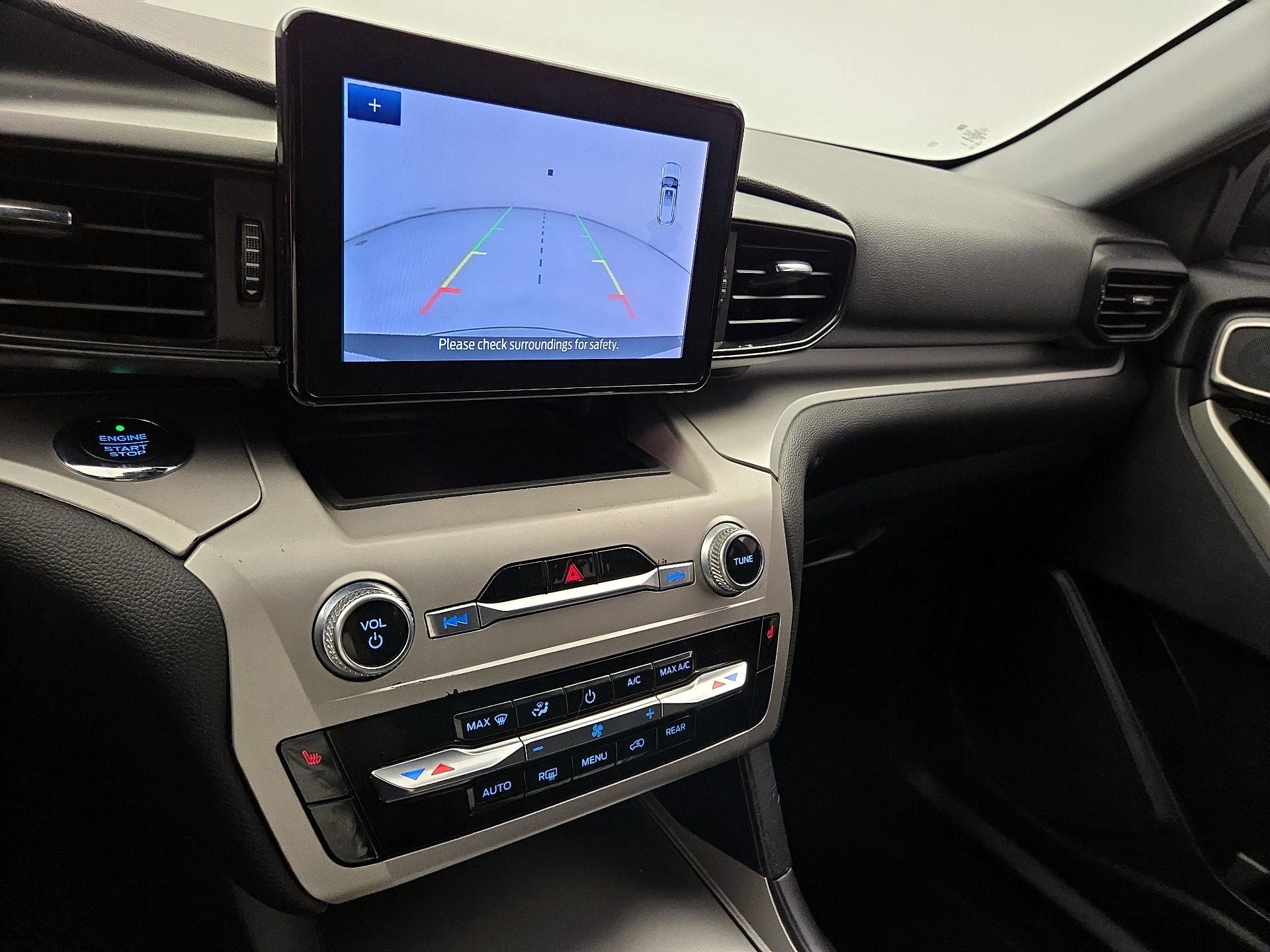 Thumbnail: 2021 Ford Explorer - 14