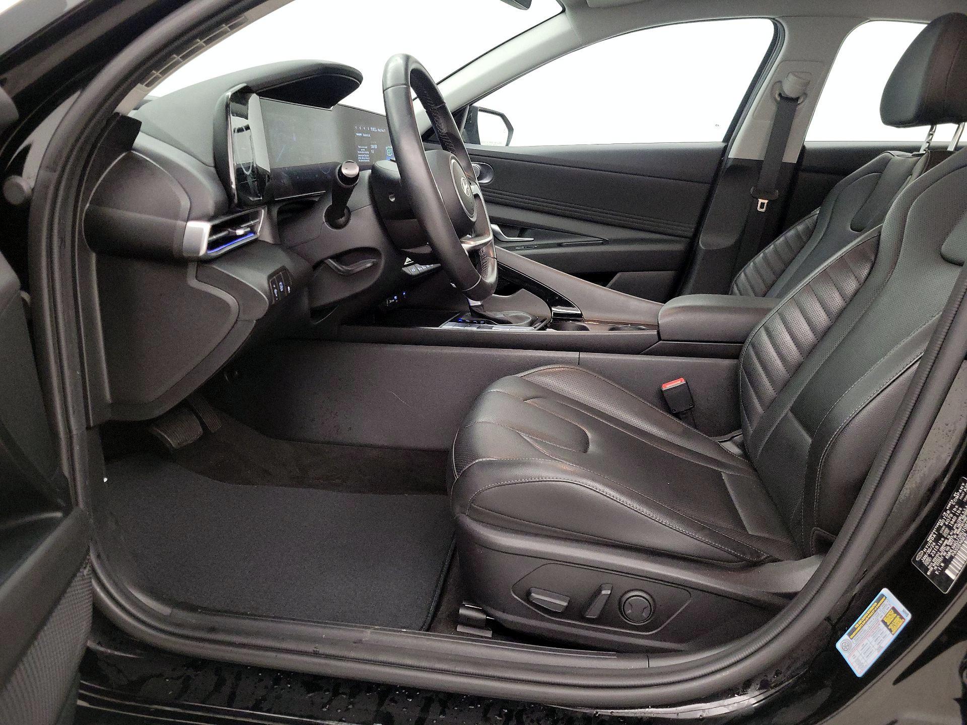 Thumbnail: 2024 Hyundai Elantra - 11