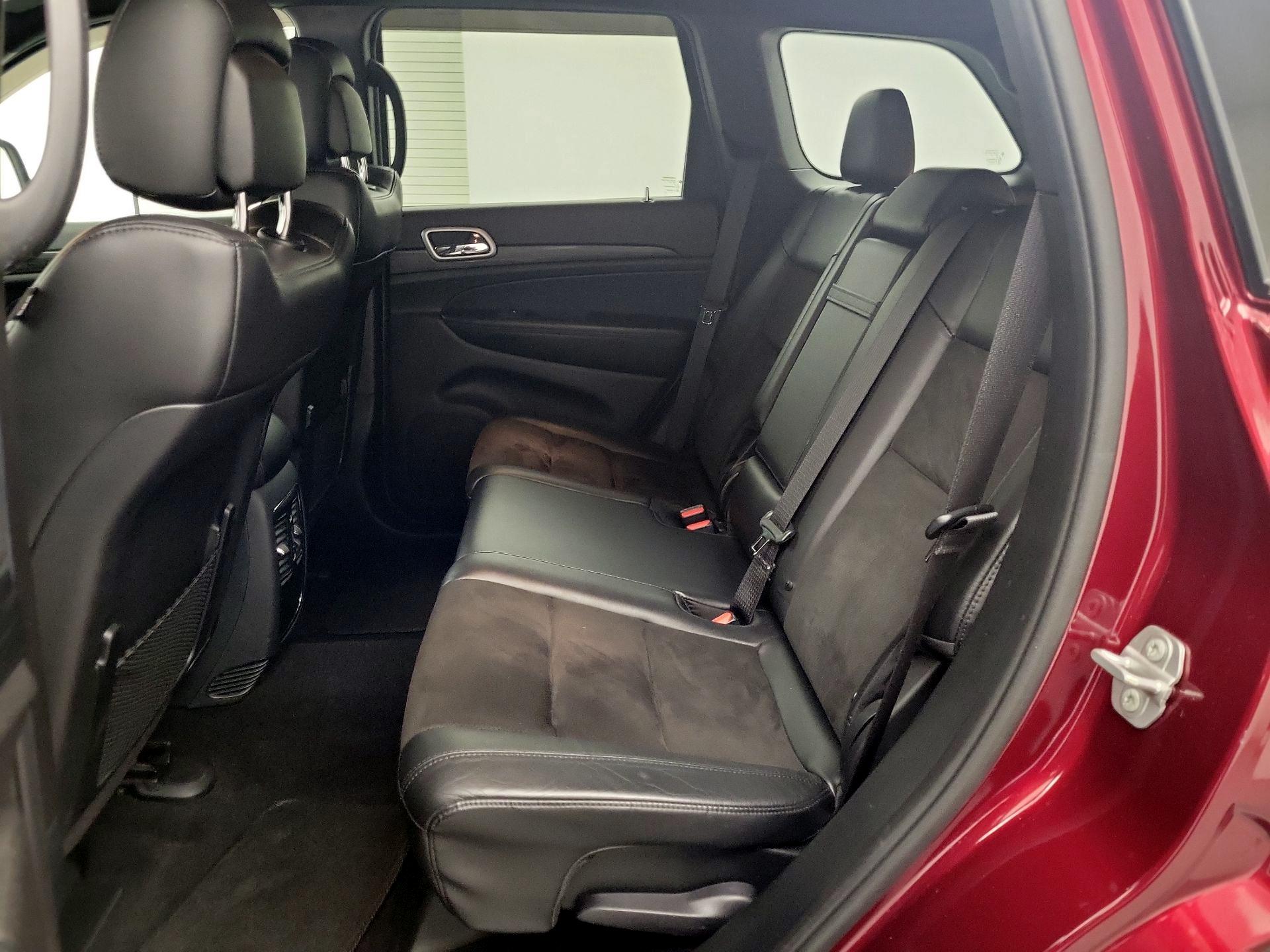 Thumbnail: 2020 Jeep Grand Cherokee - 18