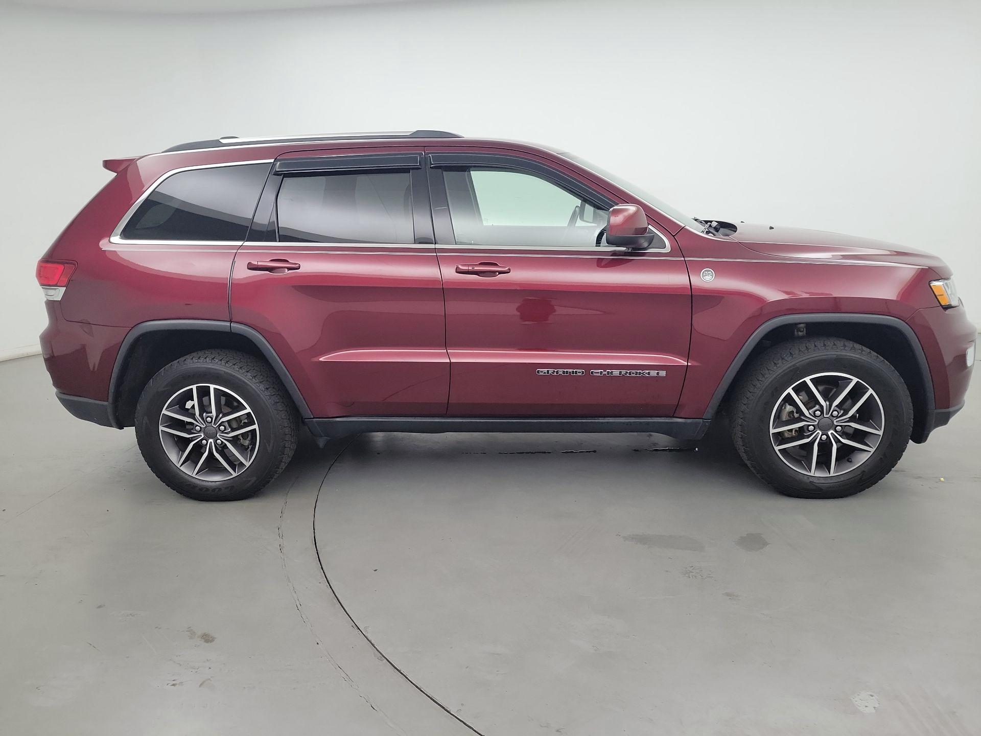 Thumbnail: 2020 Jeep Grand Cherokee - 4