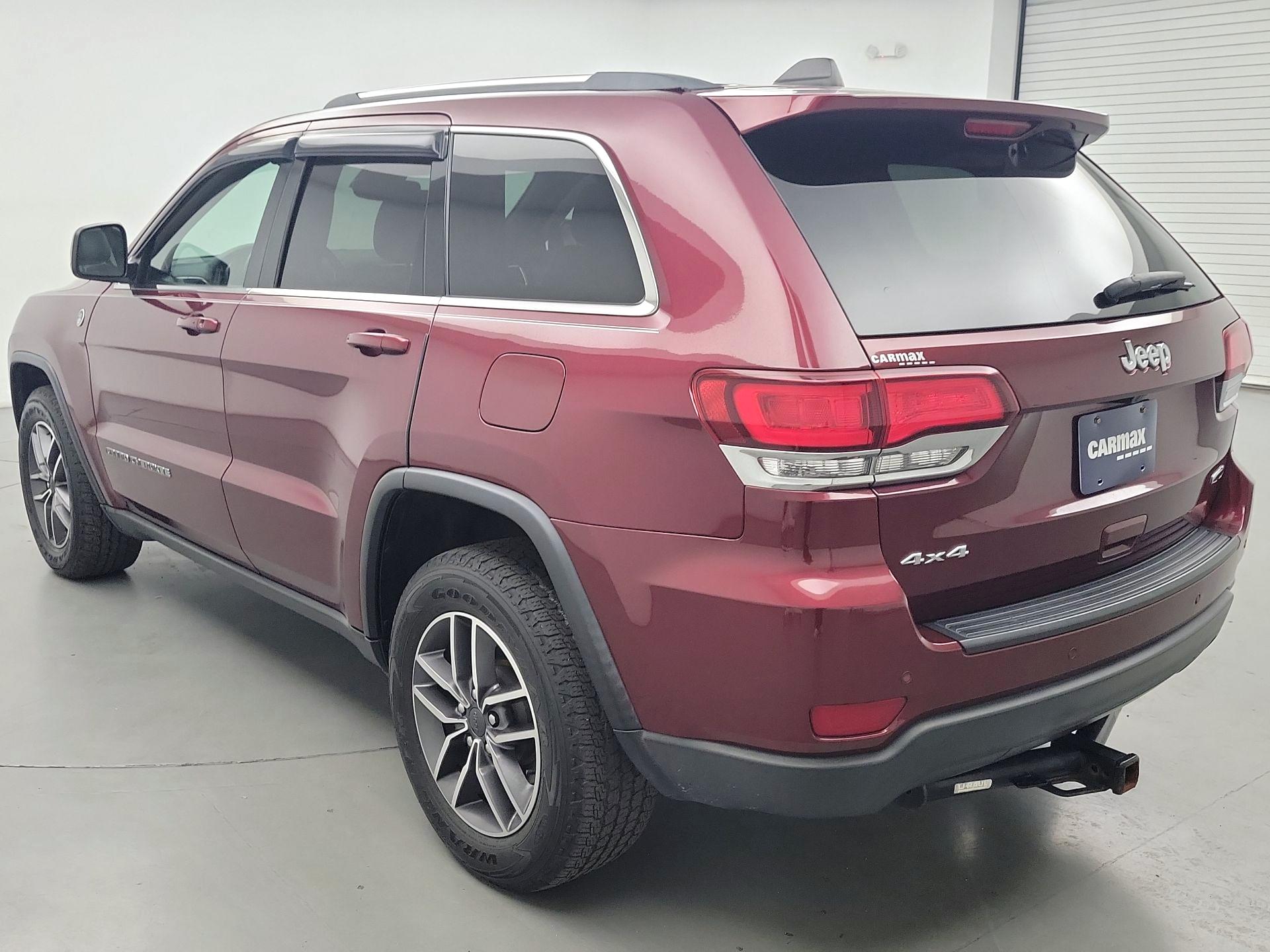 Thumbnail: 2020 Jeep Grand Cherokee - 7