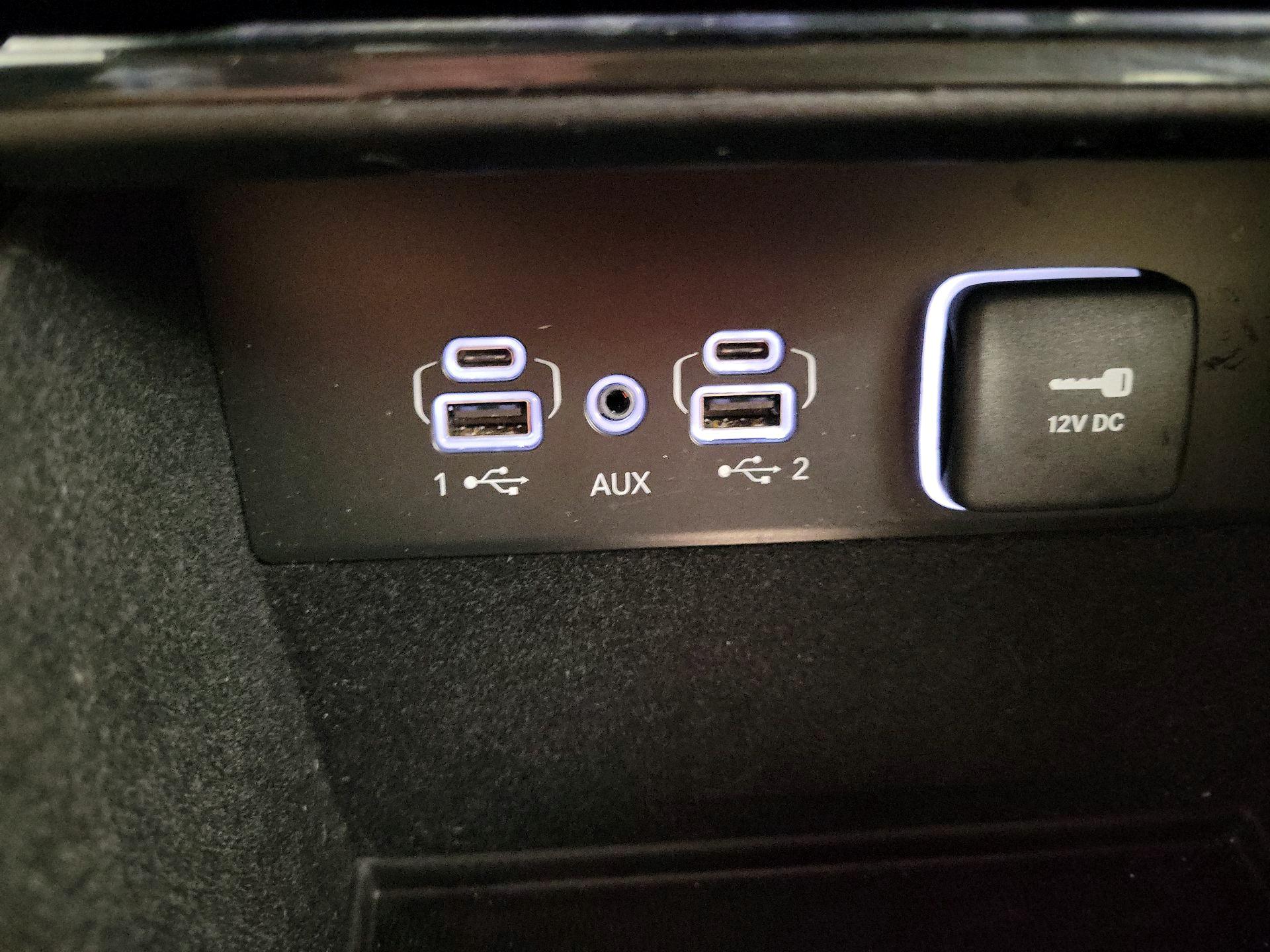 Thumbnail: 2022 Jeep Grand Cherokee L - 17